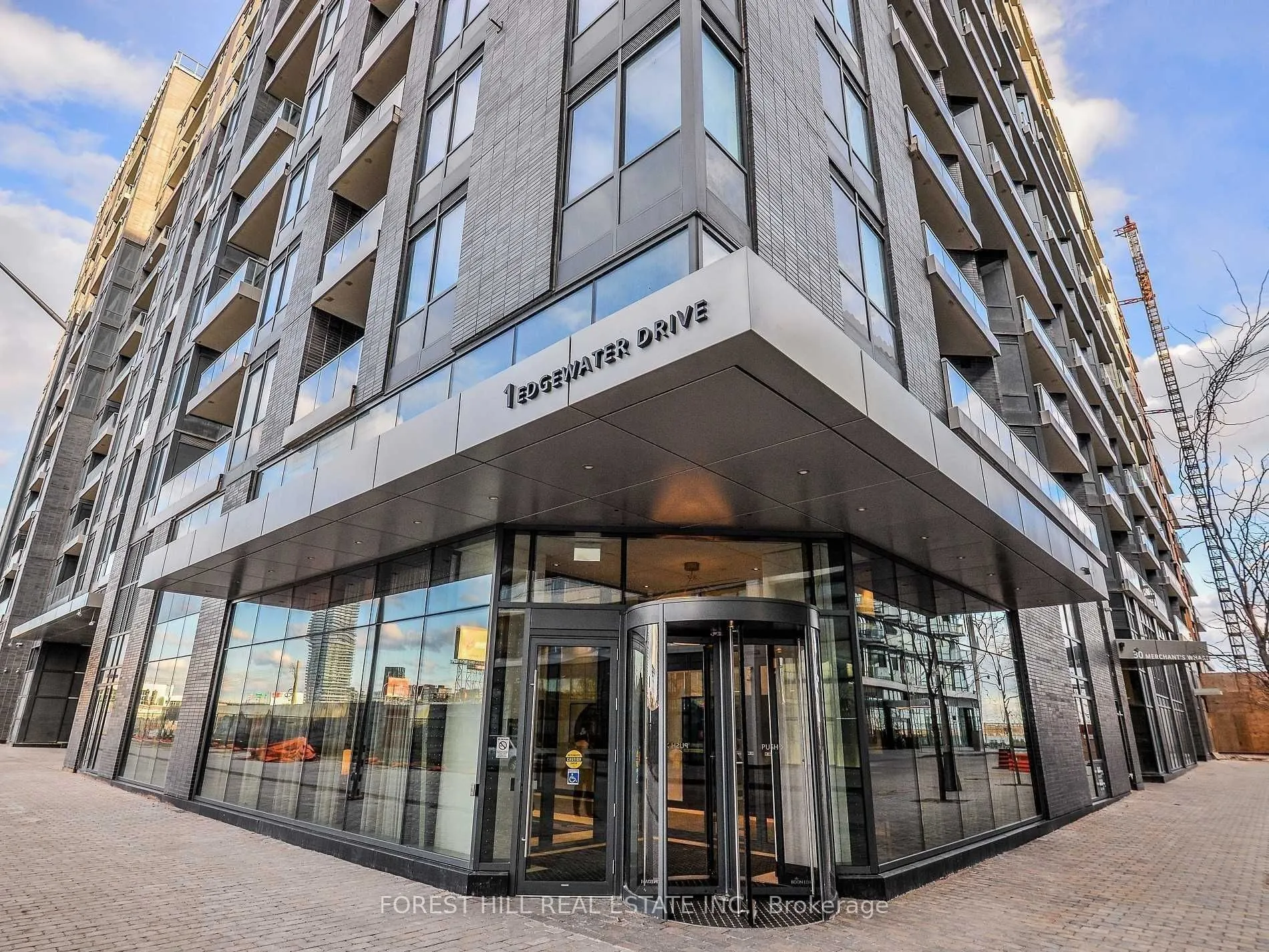 1 Edgewater Drive, #915
