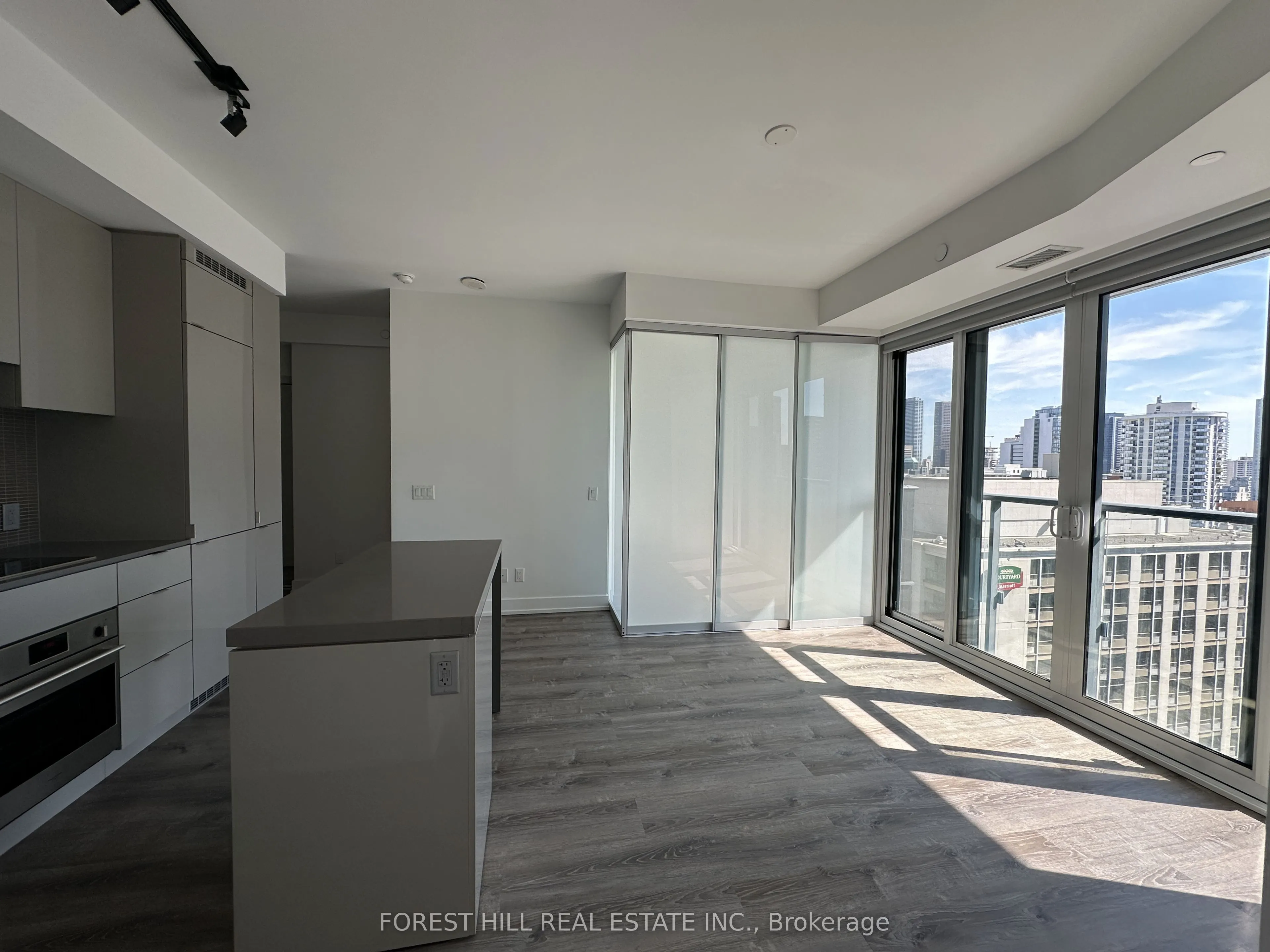 7 Grenville Street, #2207