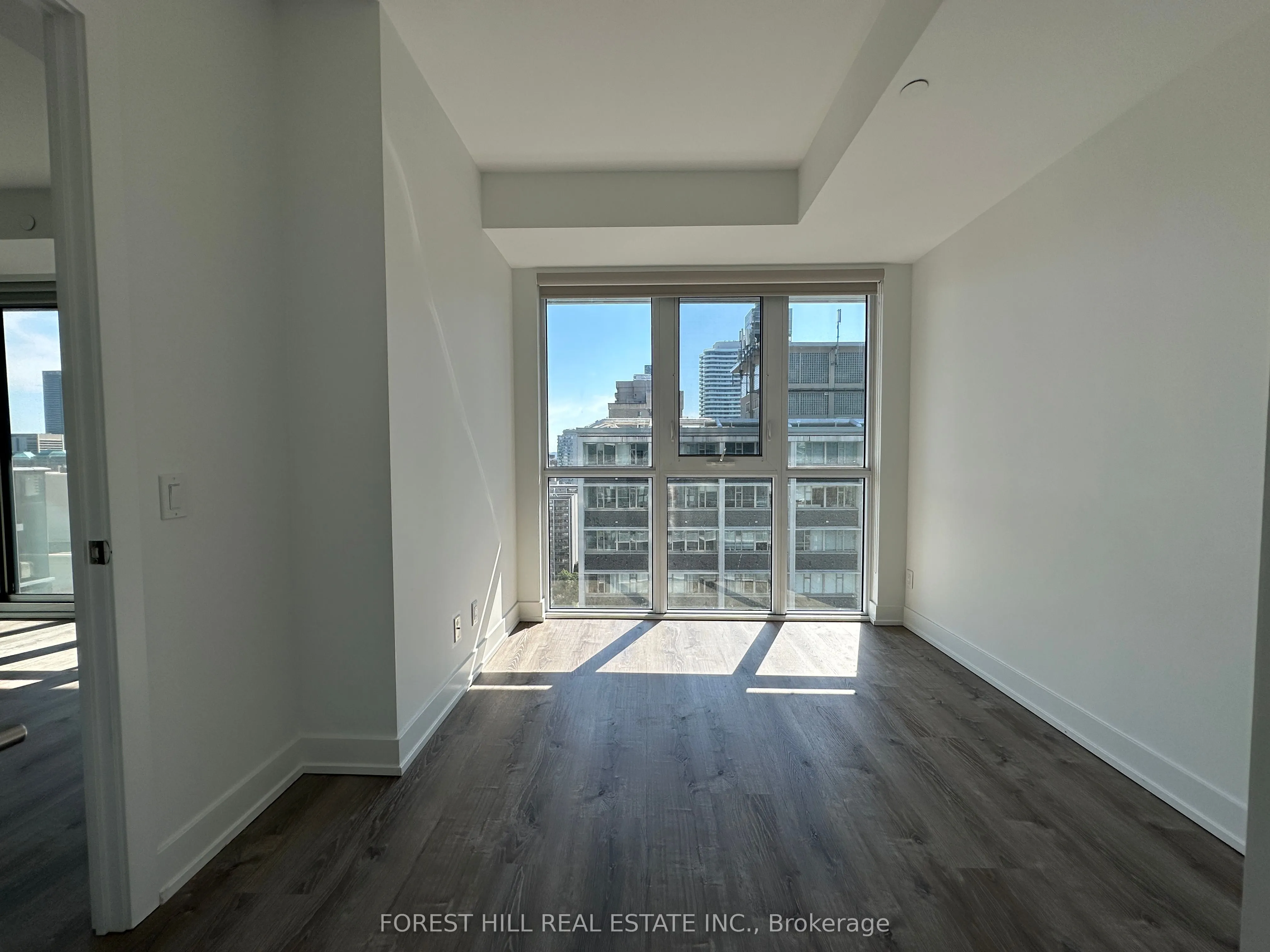 7 Grenville Street, #2207