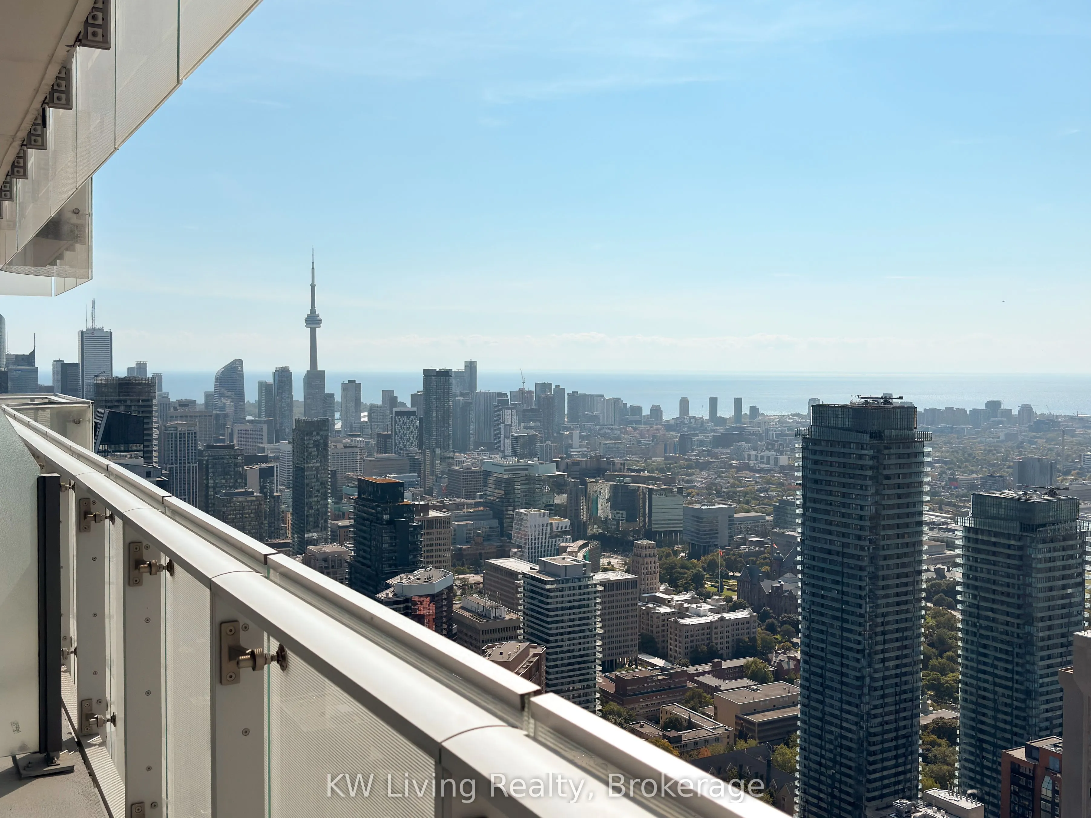 1 Bloor Street E, #6107