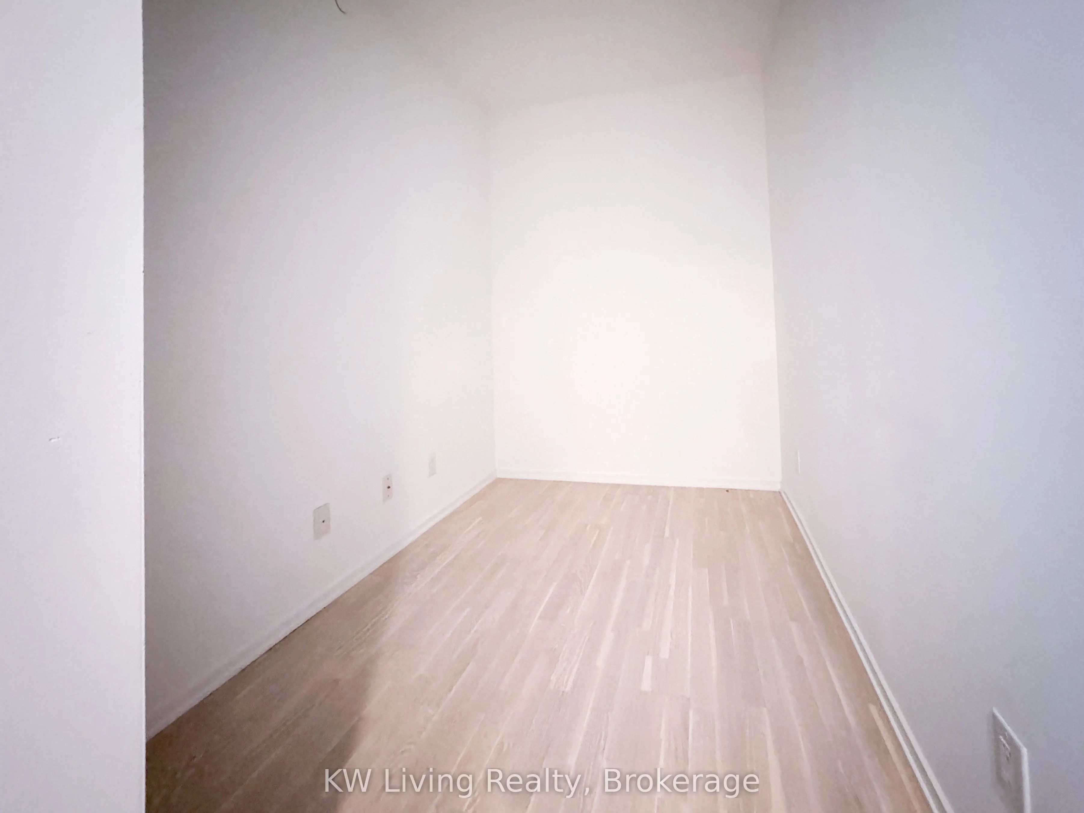 1 Bloor Street E, #6107