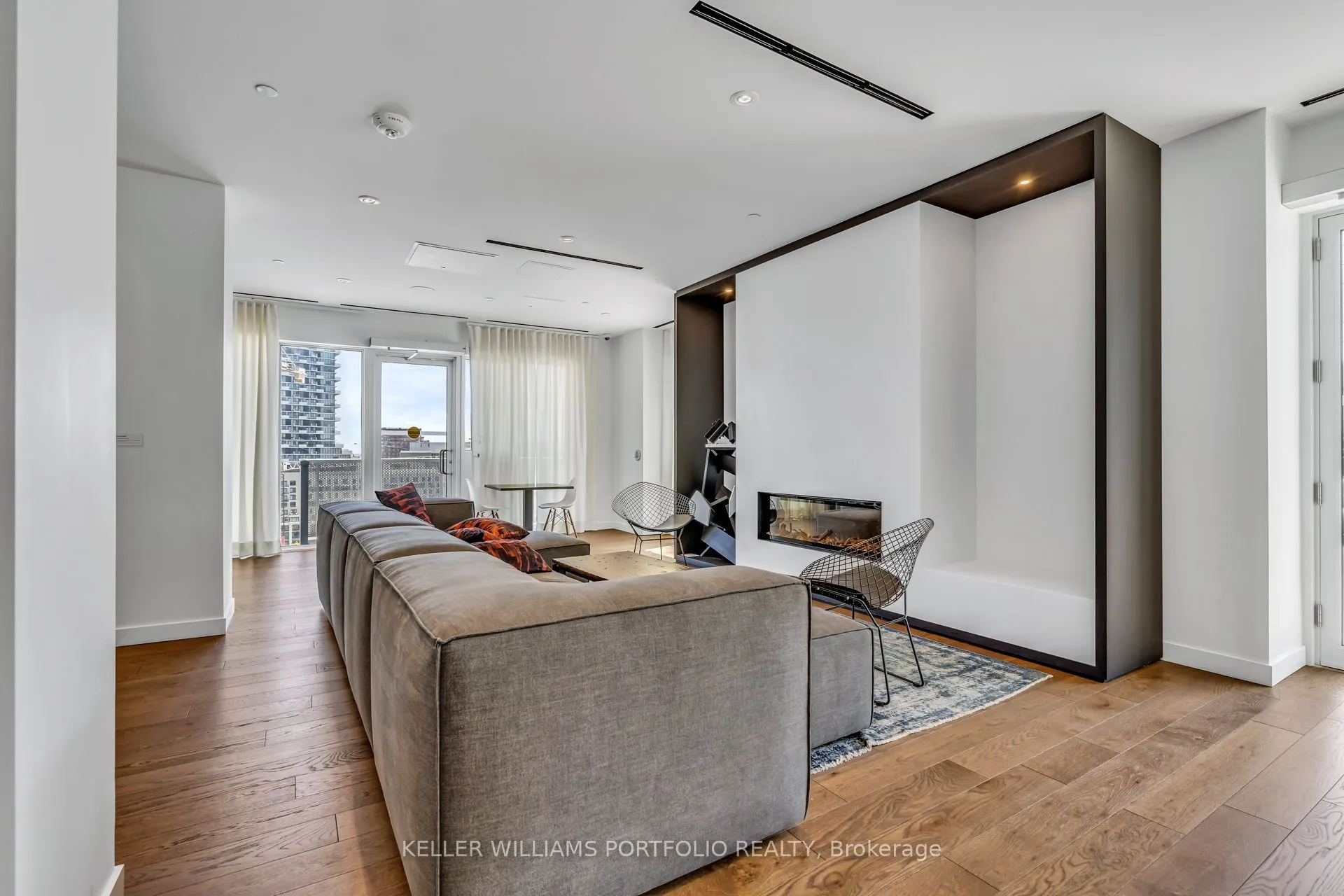 20 Richardson Street, #2810