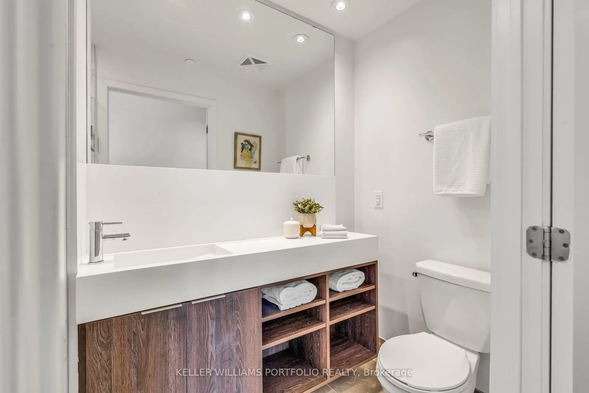 20 Richardson Street, #2810
