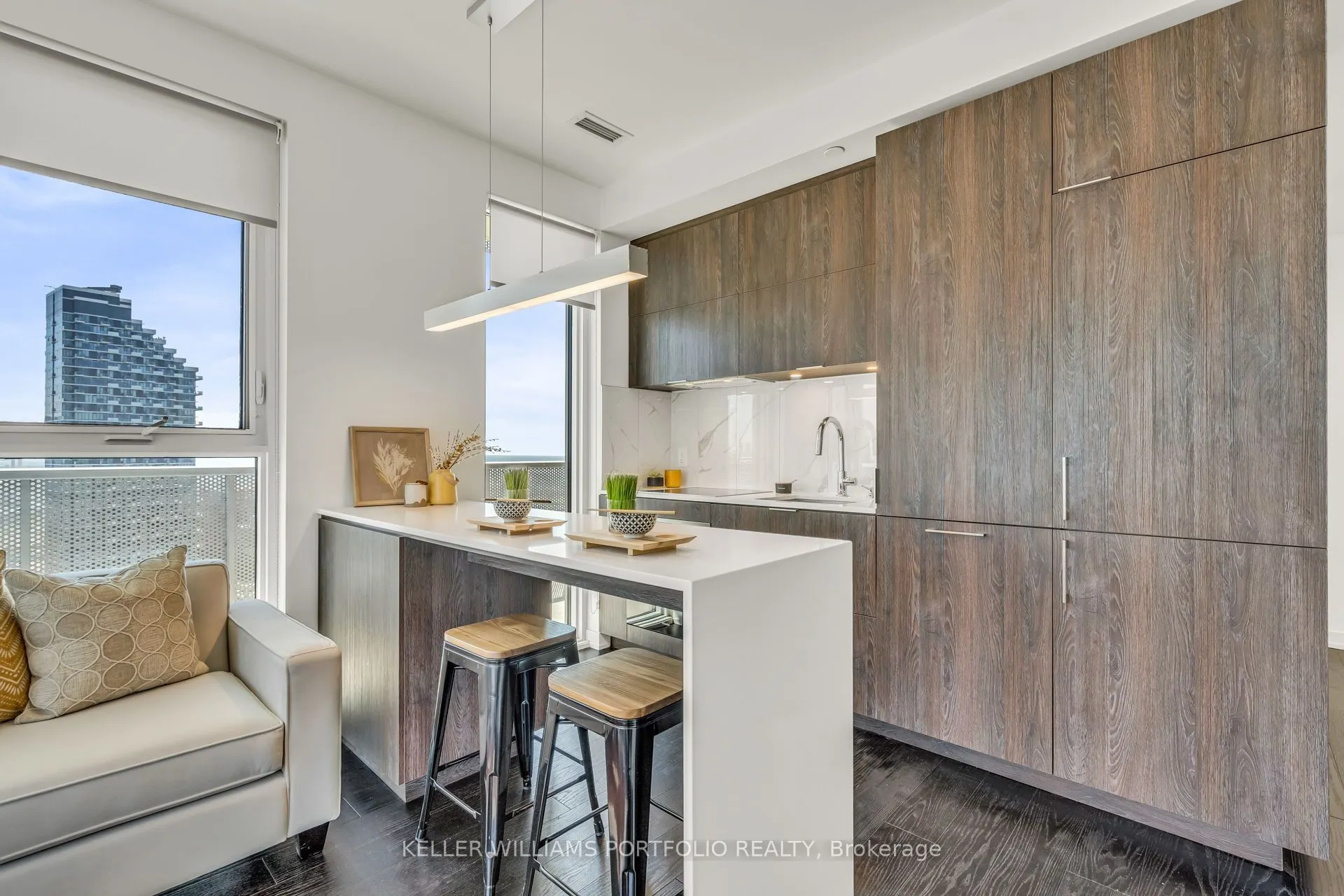 20 Richardson Street, #2810