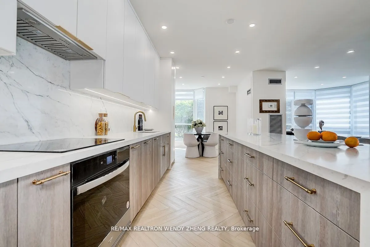 65 SPRING GARDEN Avenue, #102