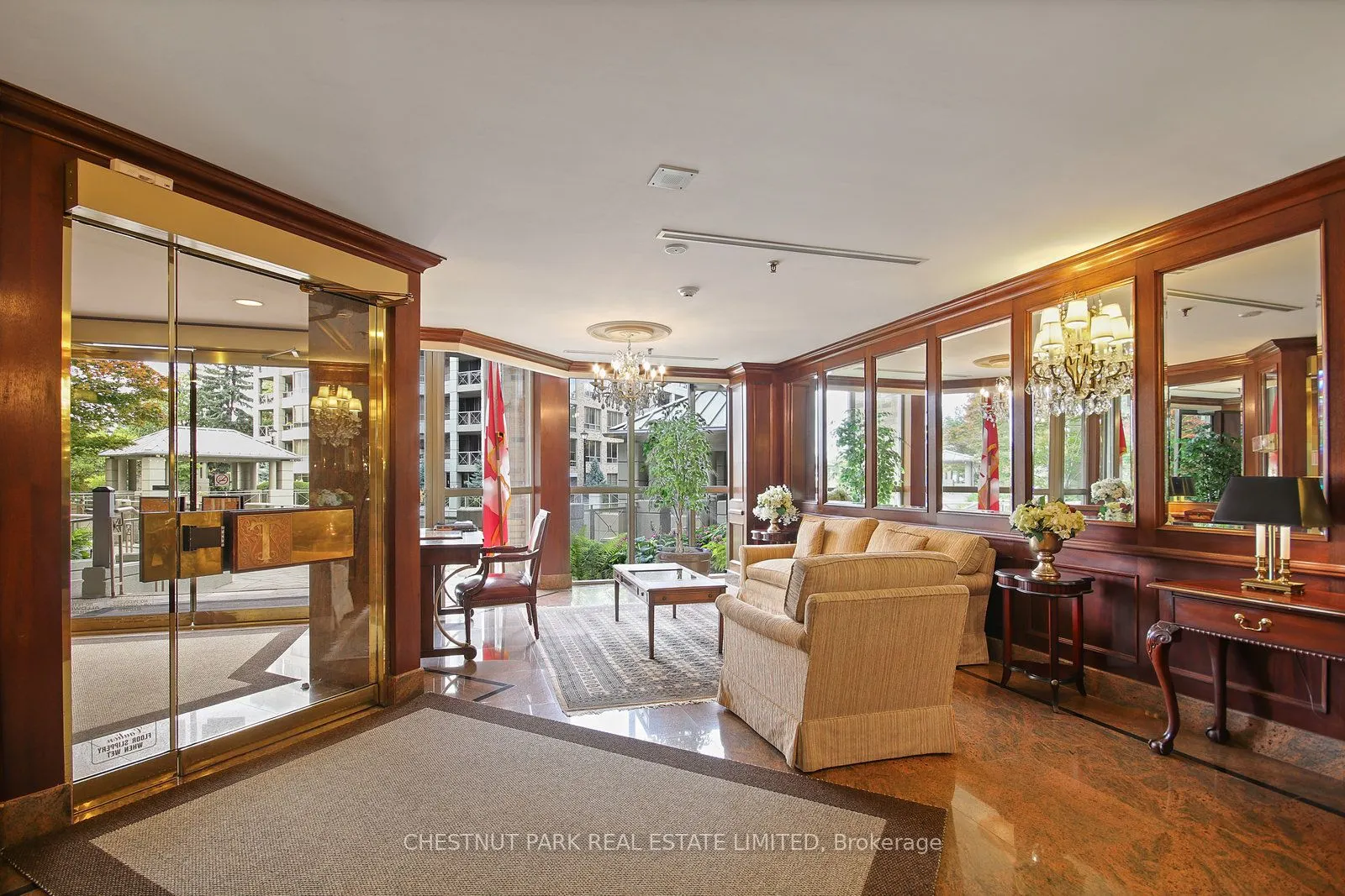 215 The Donway W, #511