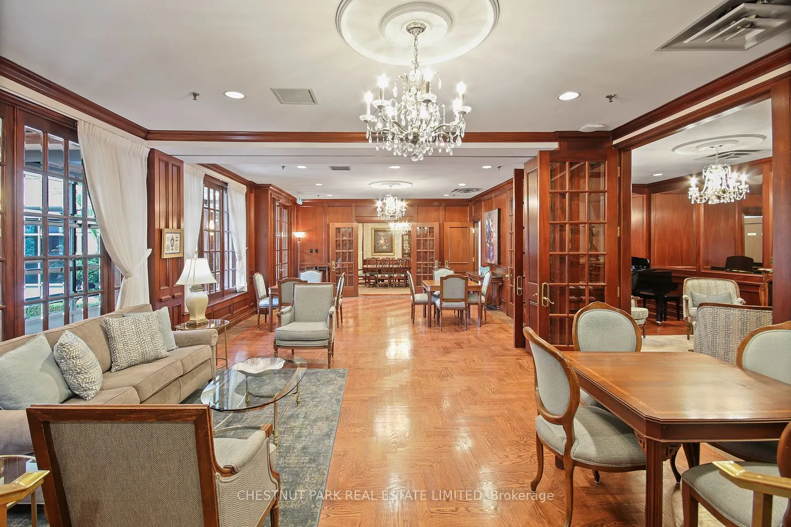 215 The Donway W, #511