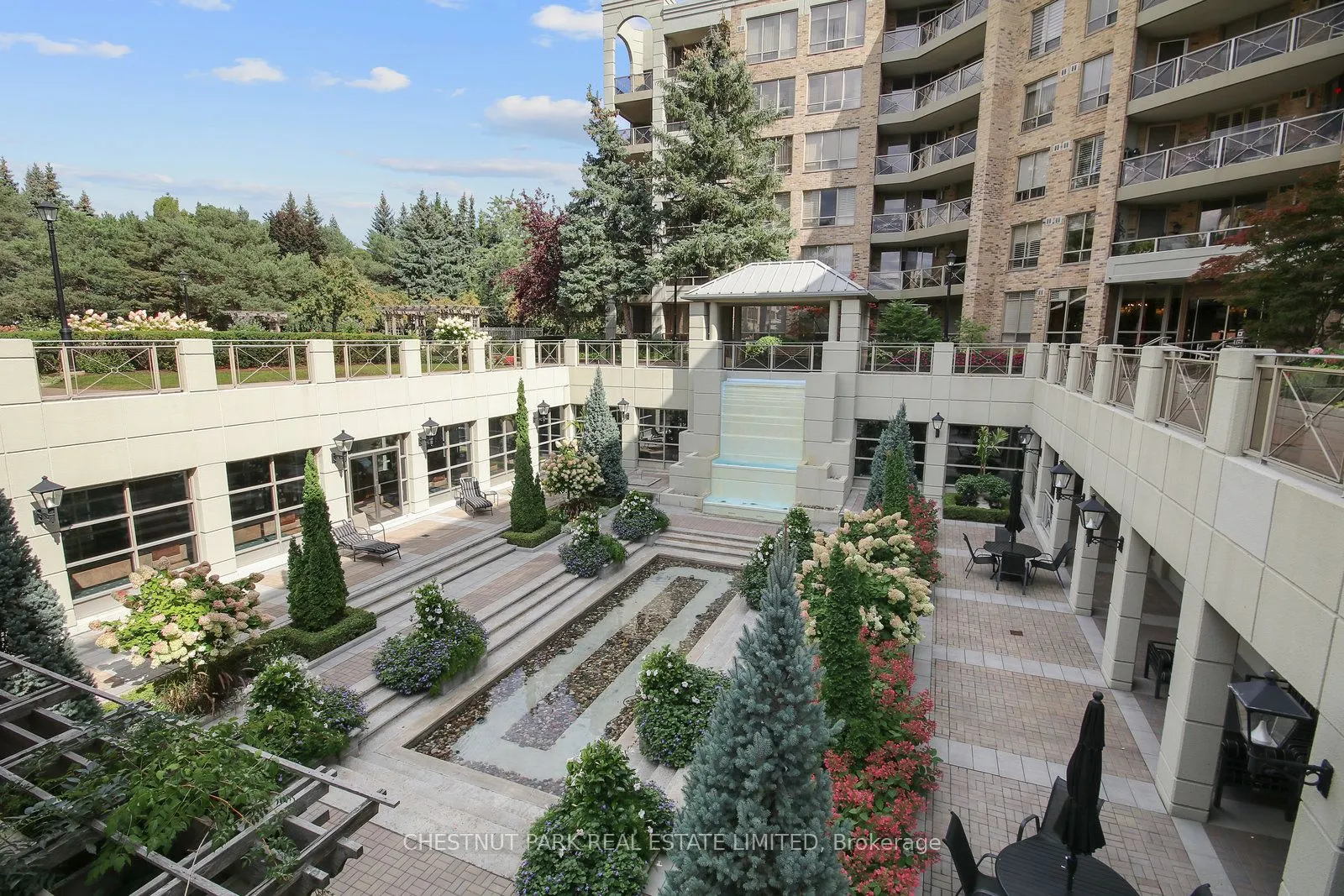 215 The Donway W, #511