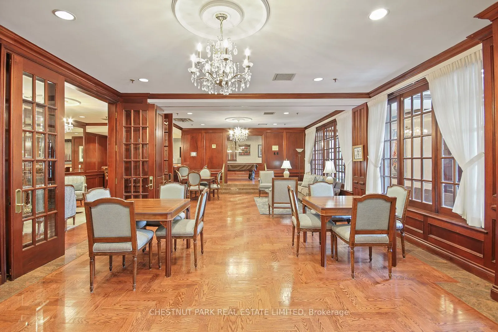 215 The Donway W, #511