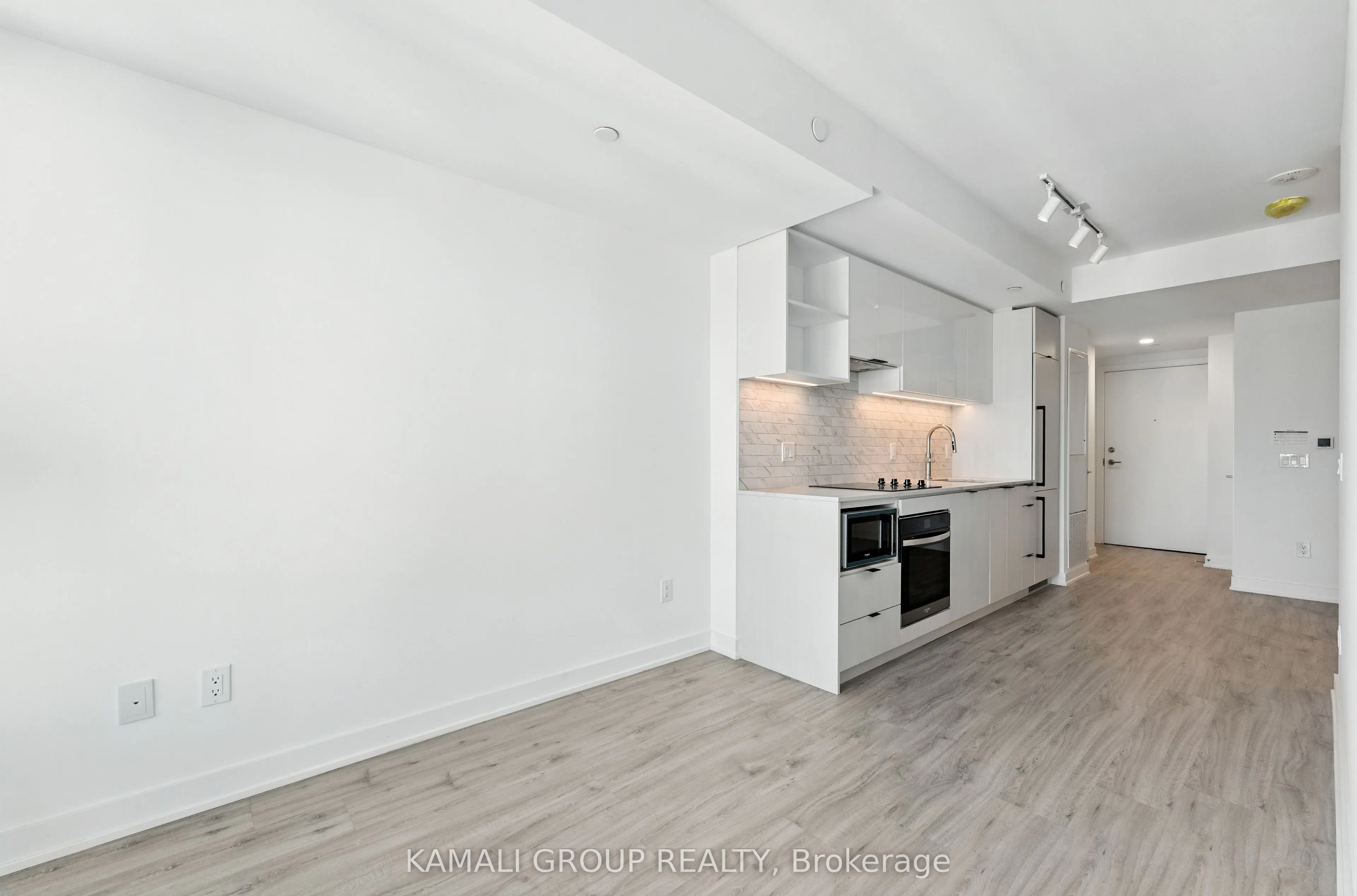 252 Church Street, #4503