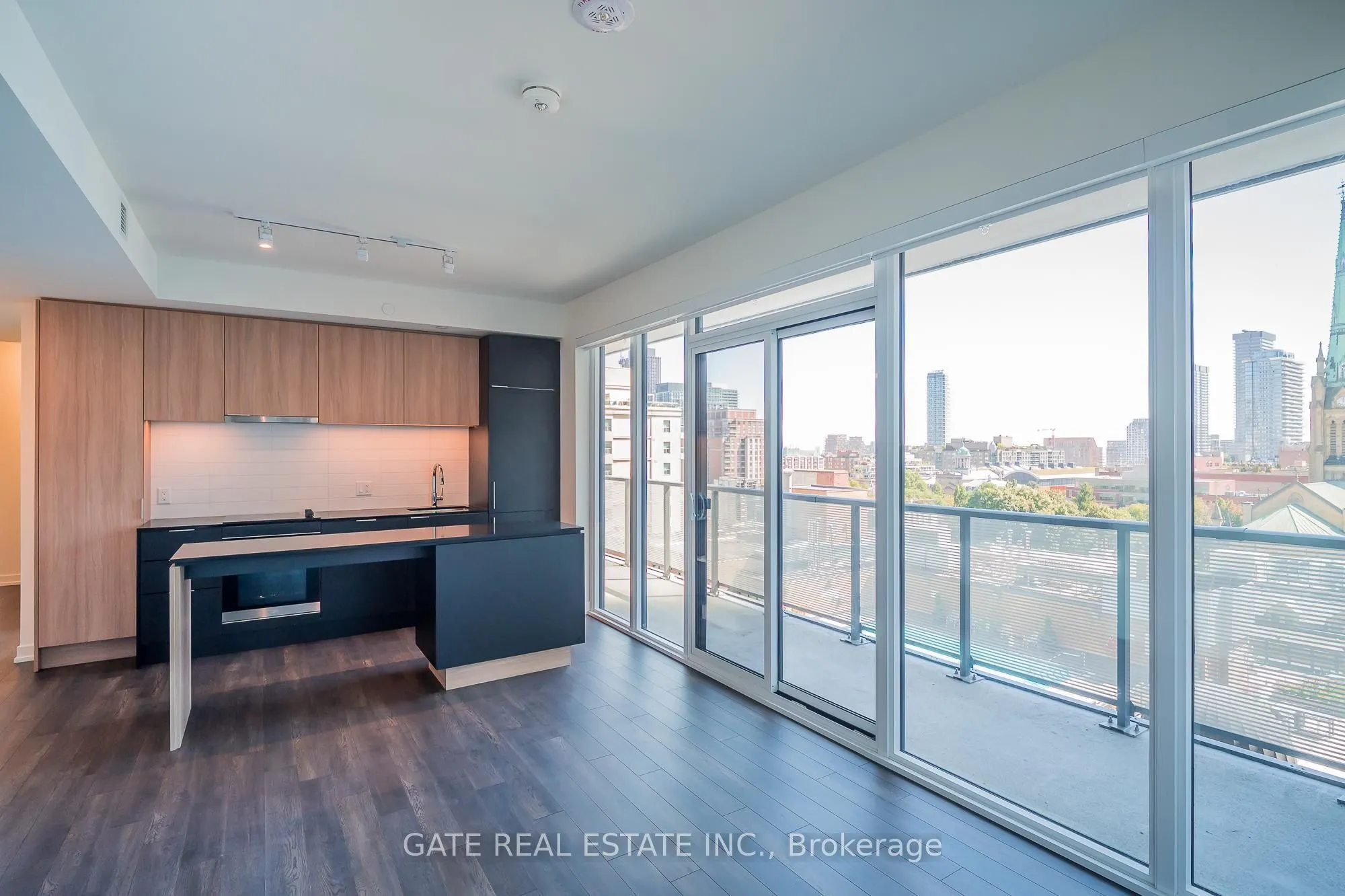 89 Church Street, #1009