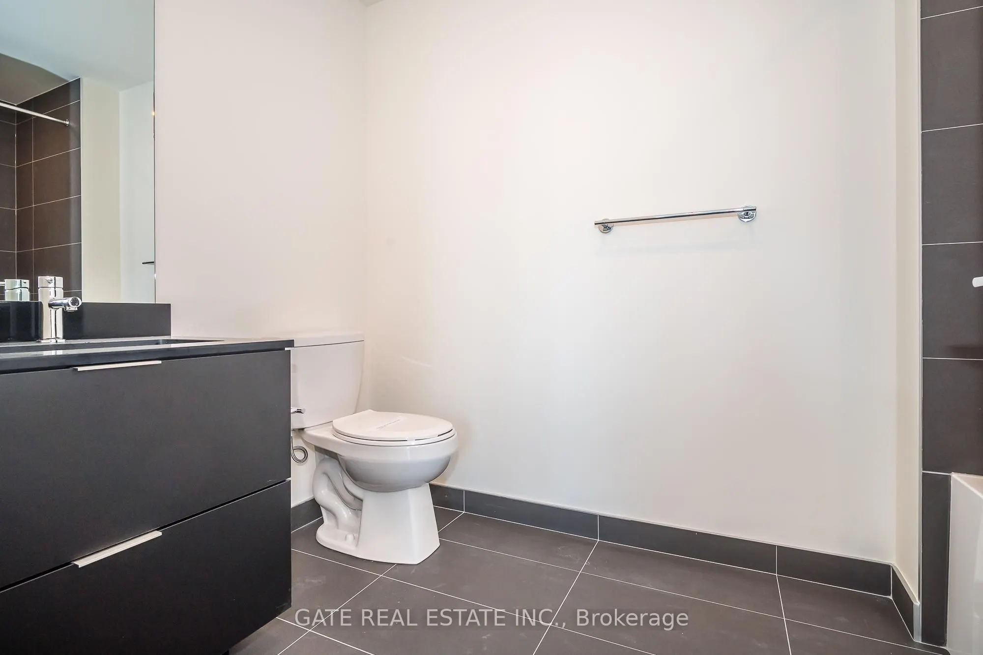 89 Church Street, #1009