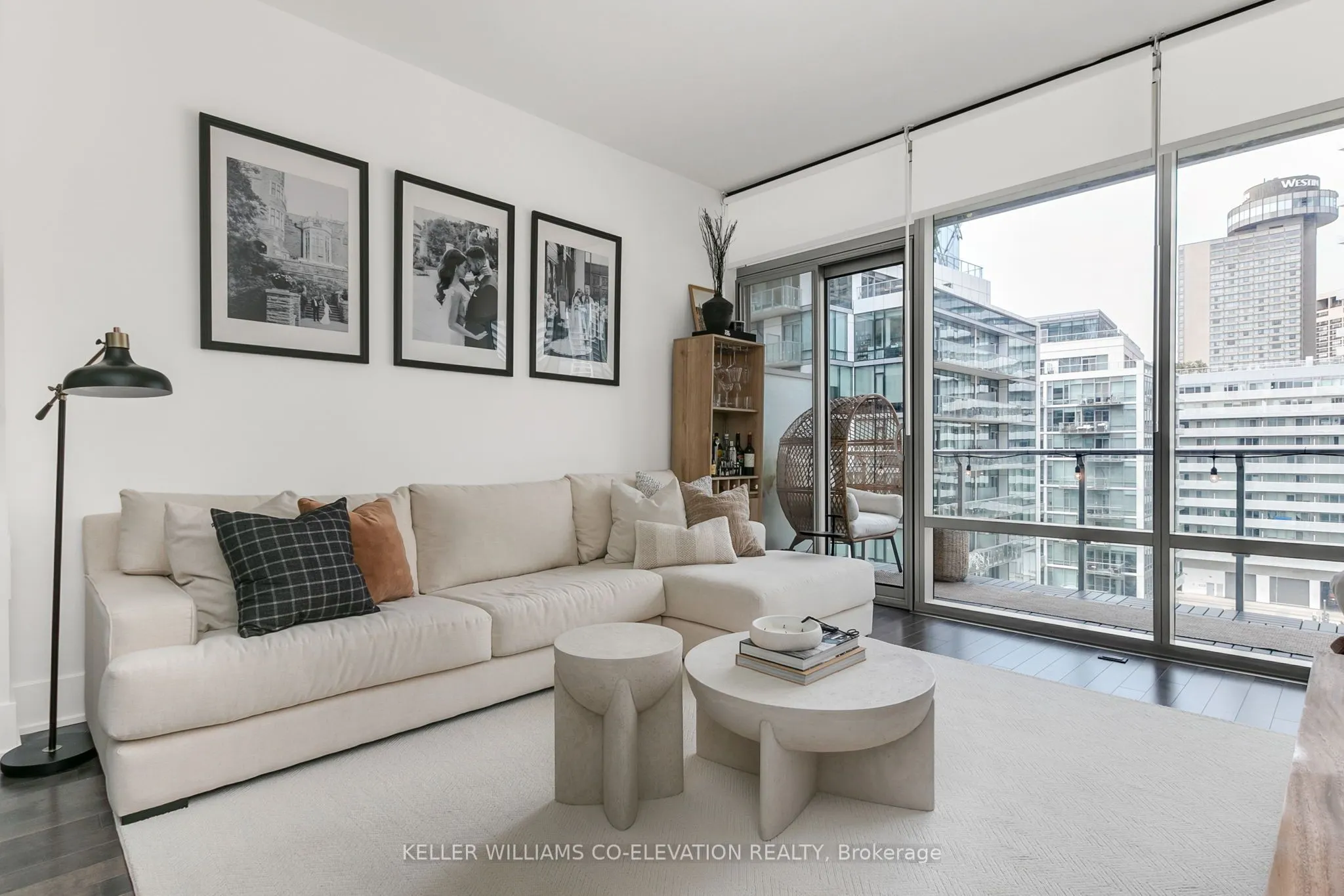 39 Queens Quay E, #835