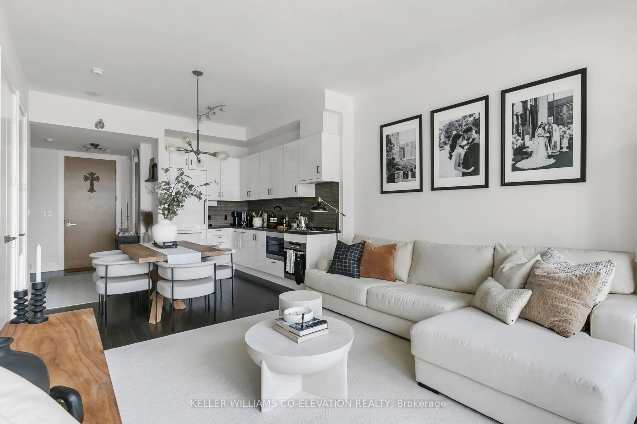 39 Queens Quay E, #835