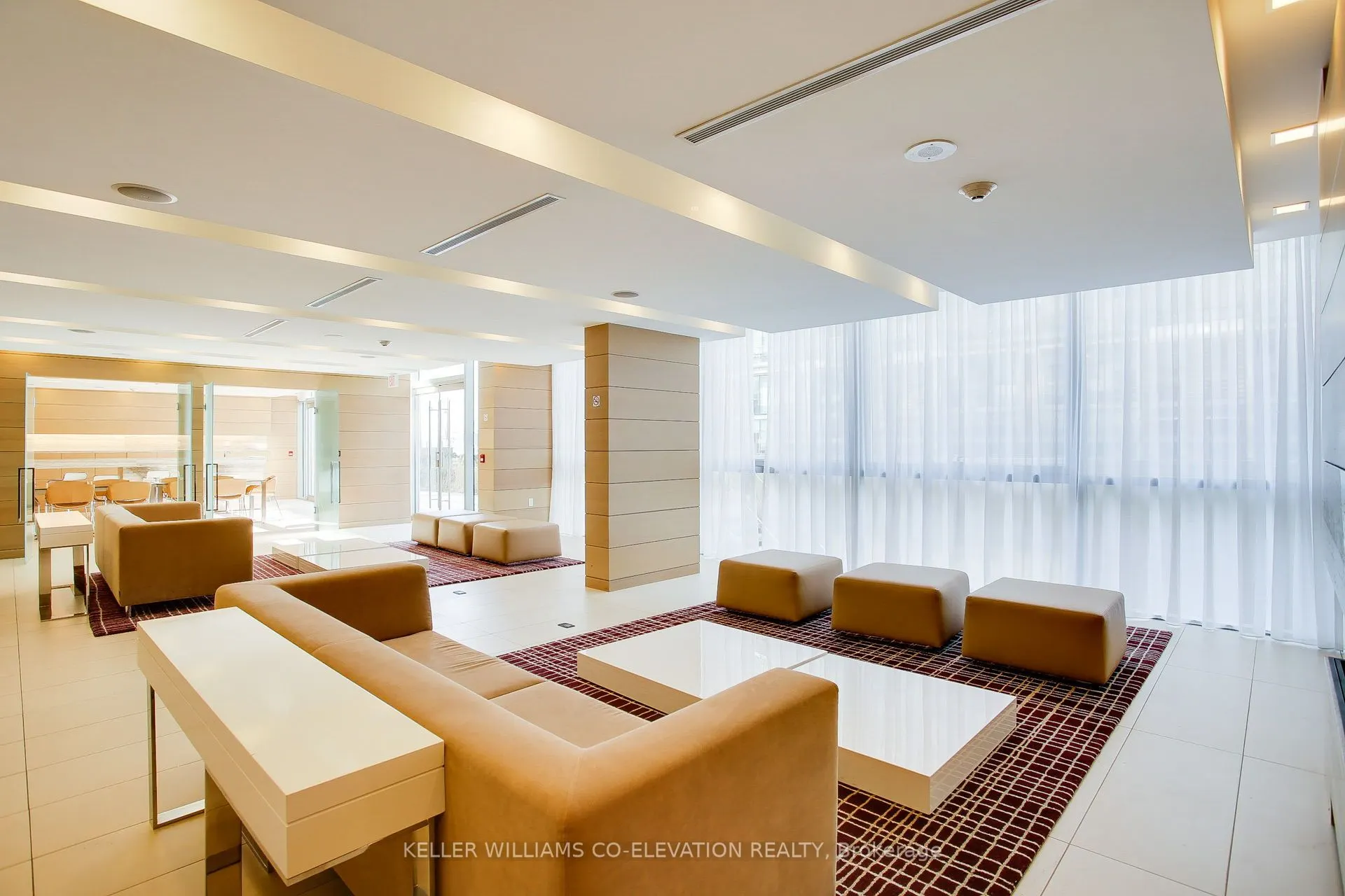39 Queens Quay E, #835