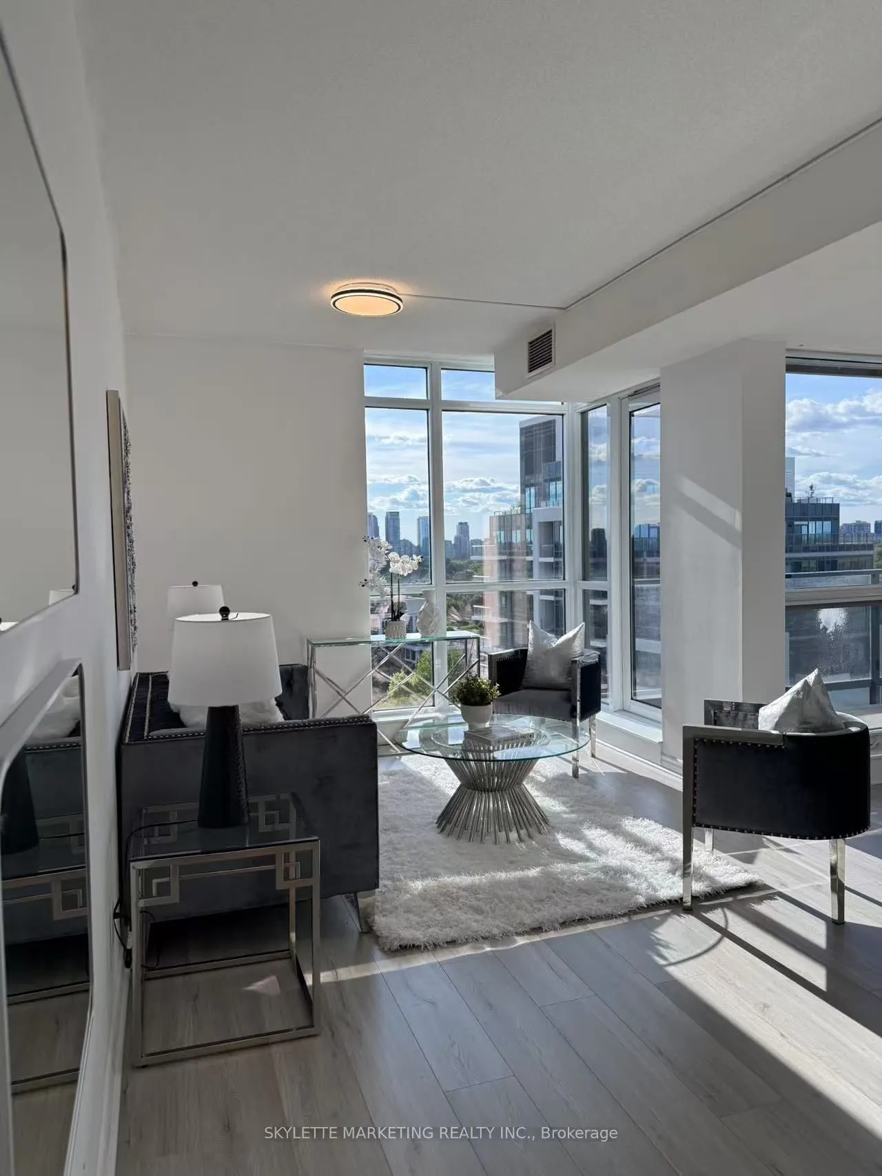 2885 Bayview Avenue, #1315