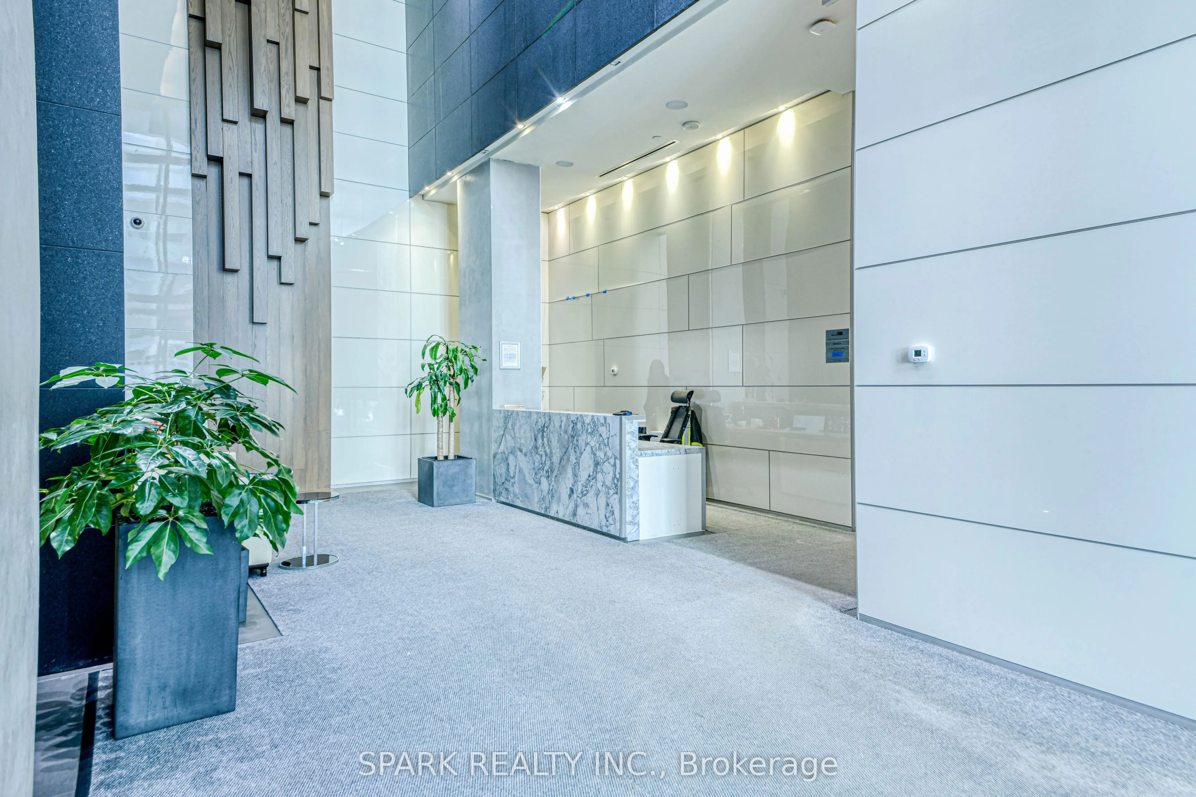 15 Grenville Street, #2405