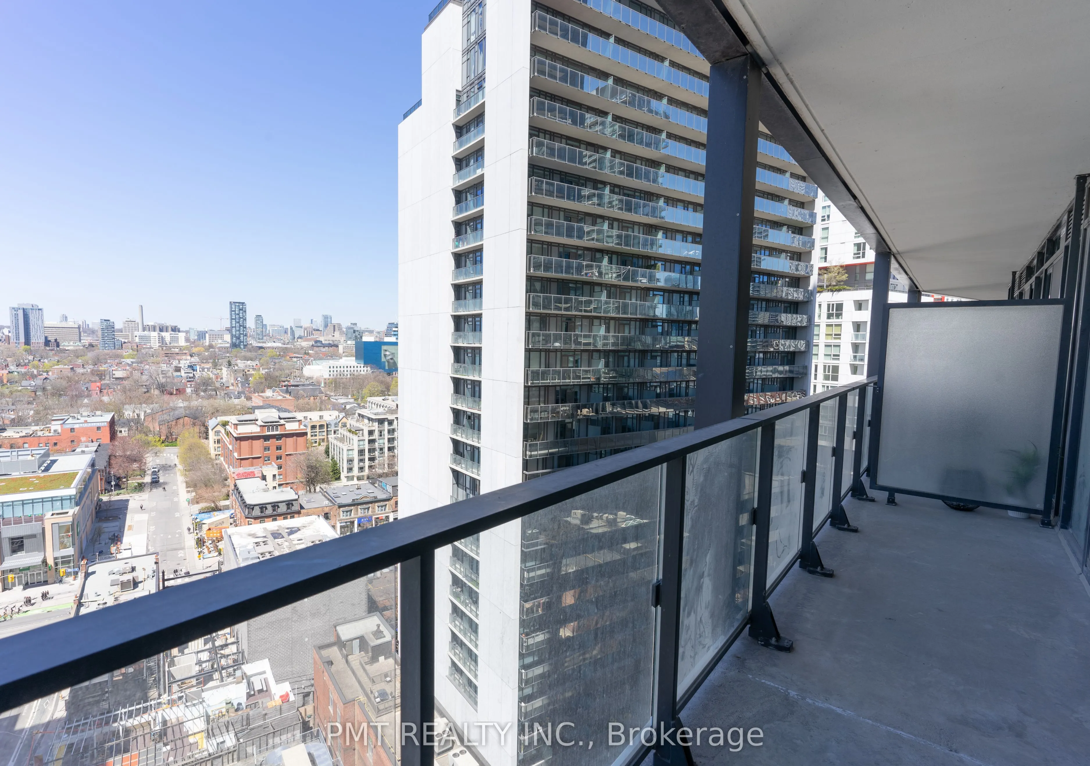 125 Peter Street, #1403