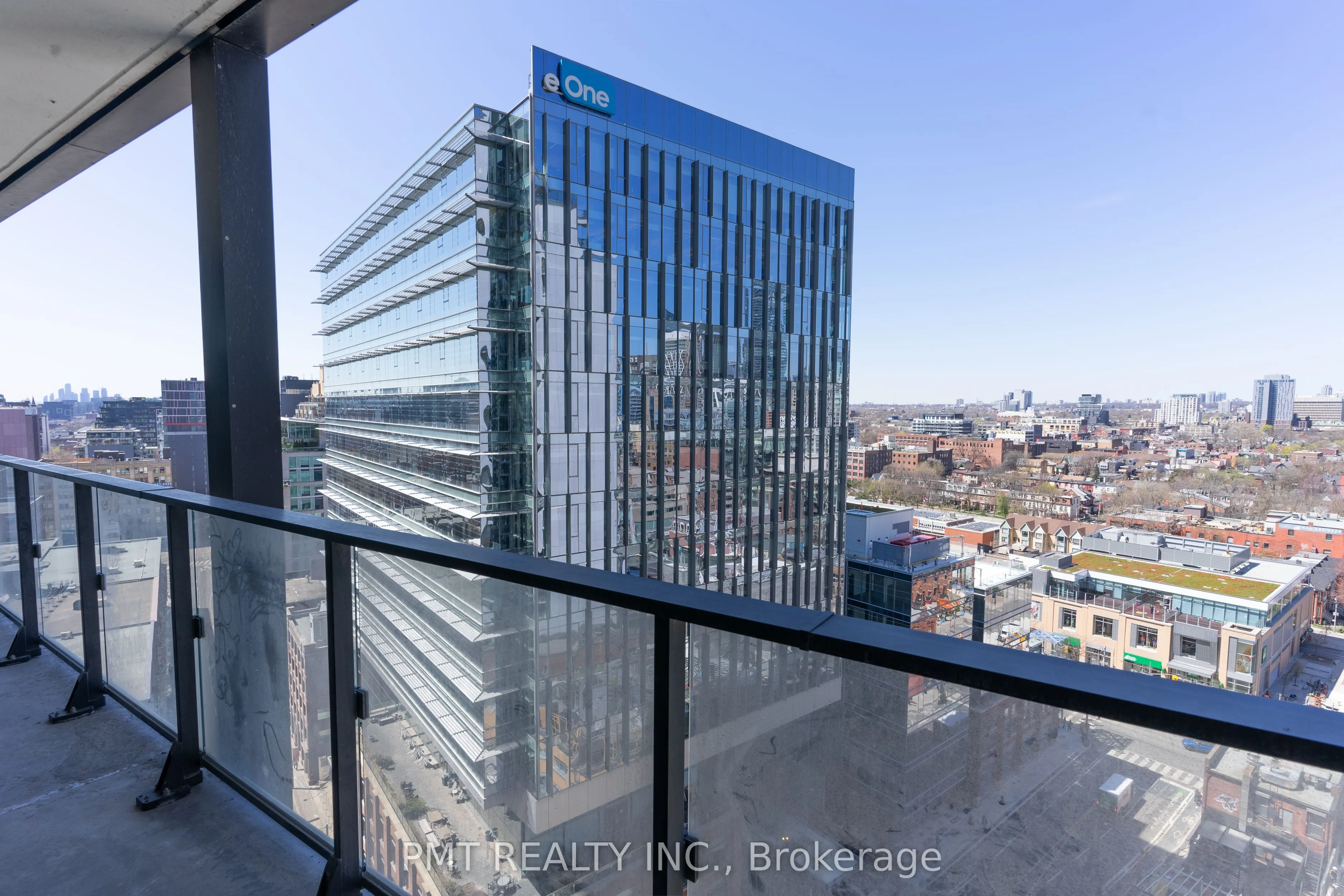 125 Peter Street, #1403