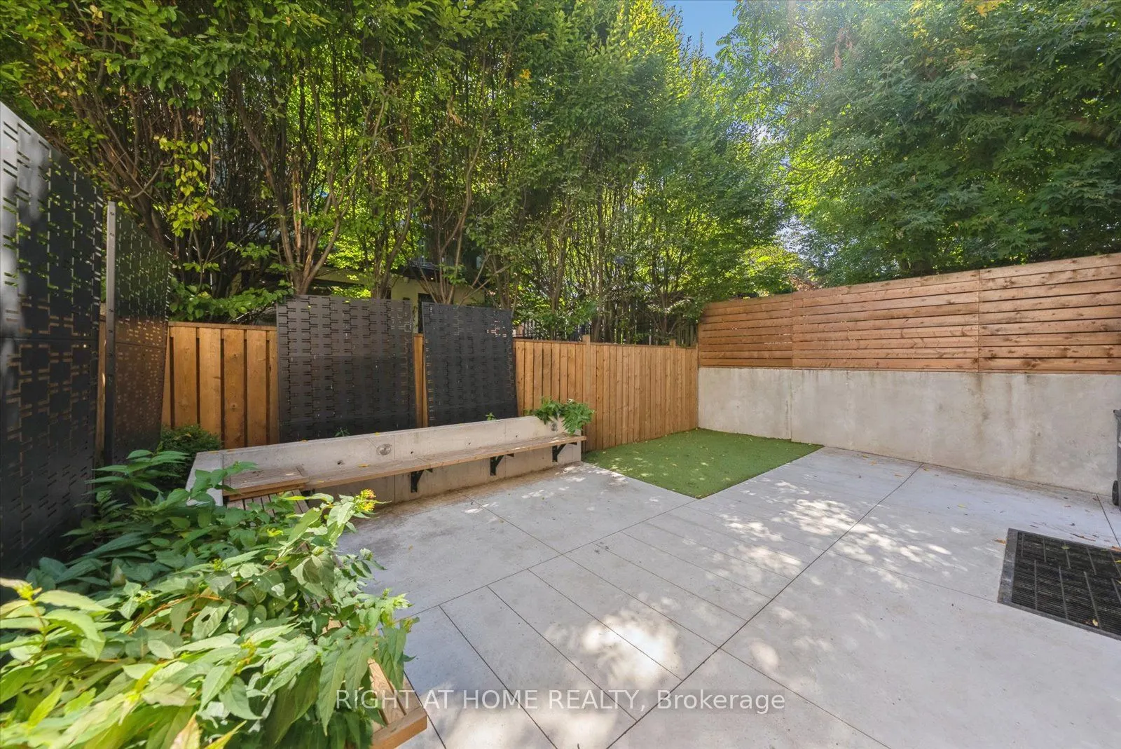 265 Ontario Street