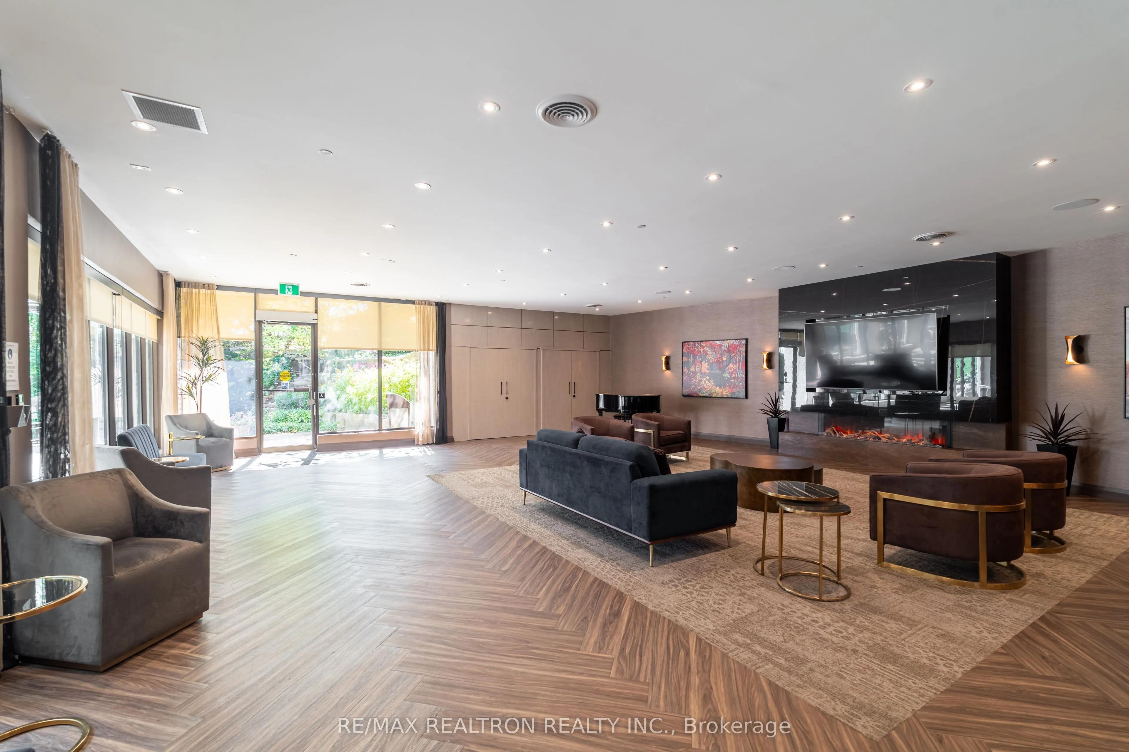 1555 Finch Avenue E, #3002