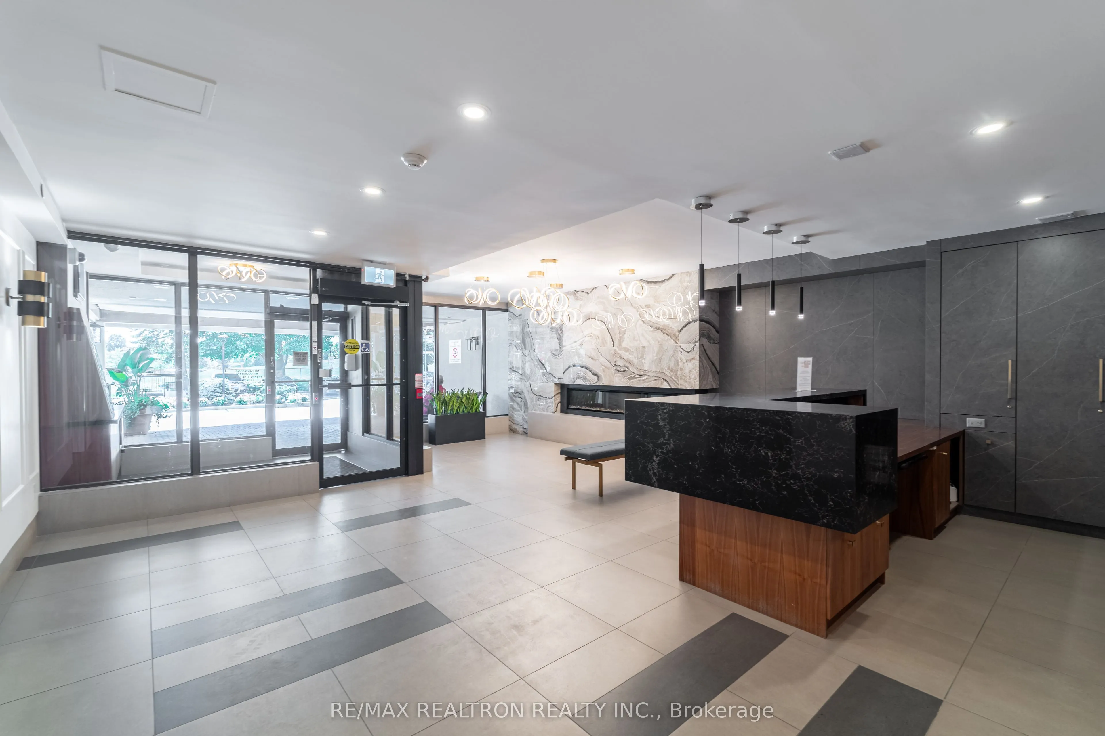 1555 Finch Avenue E, #3002