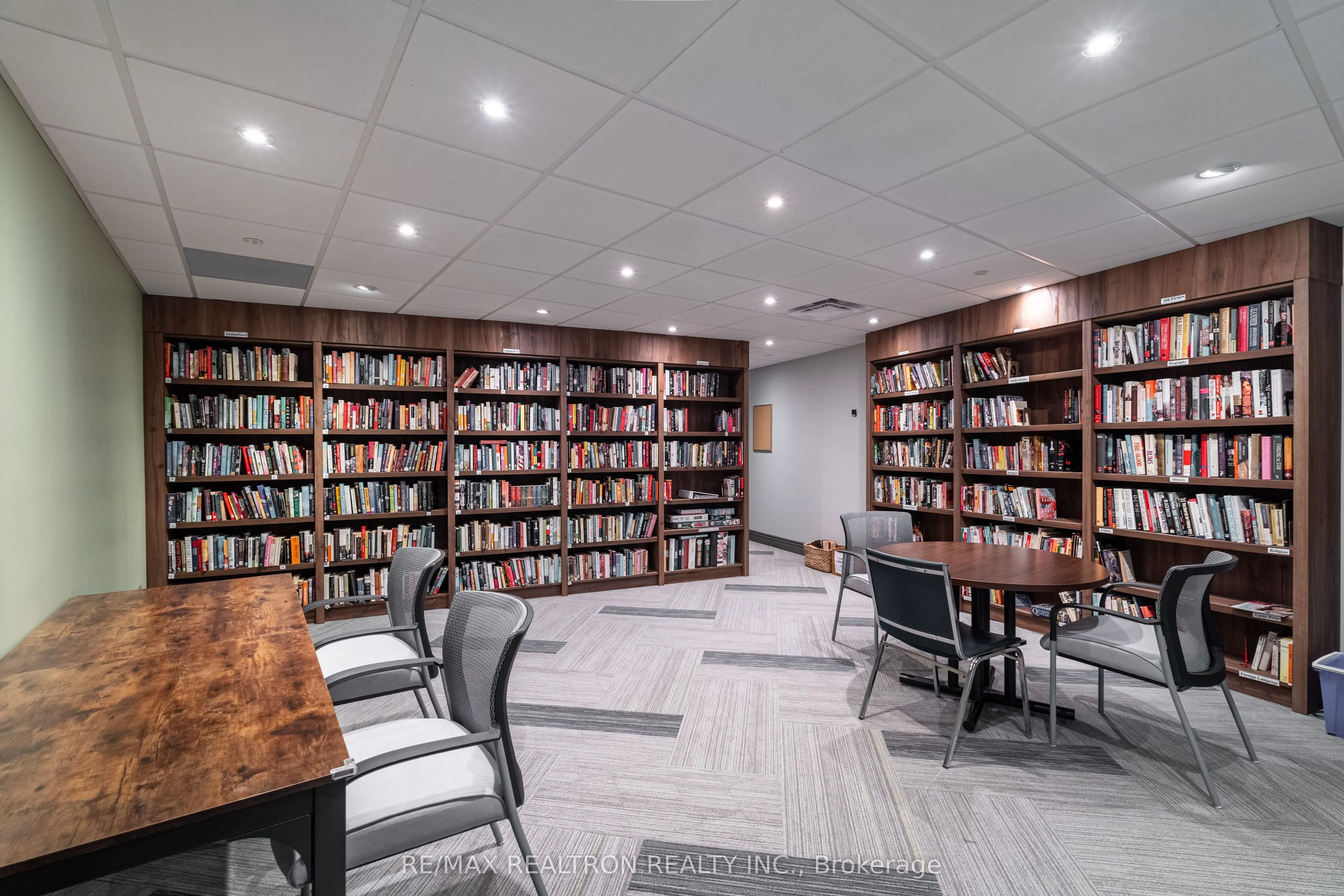 1555 Finch Avenue E, #3002