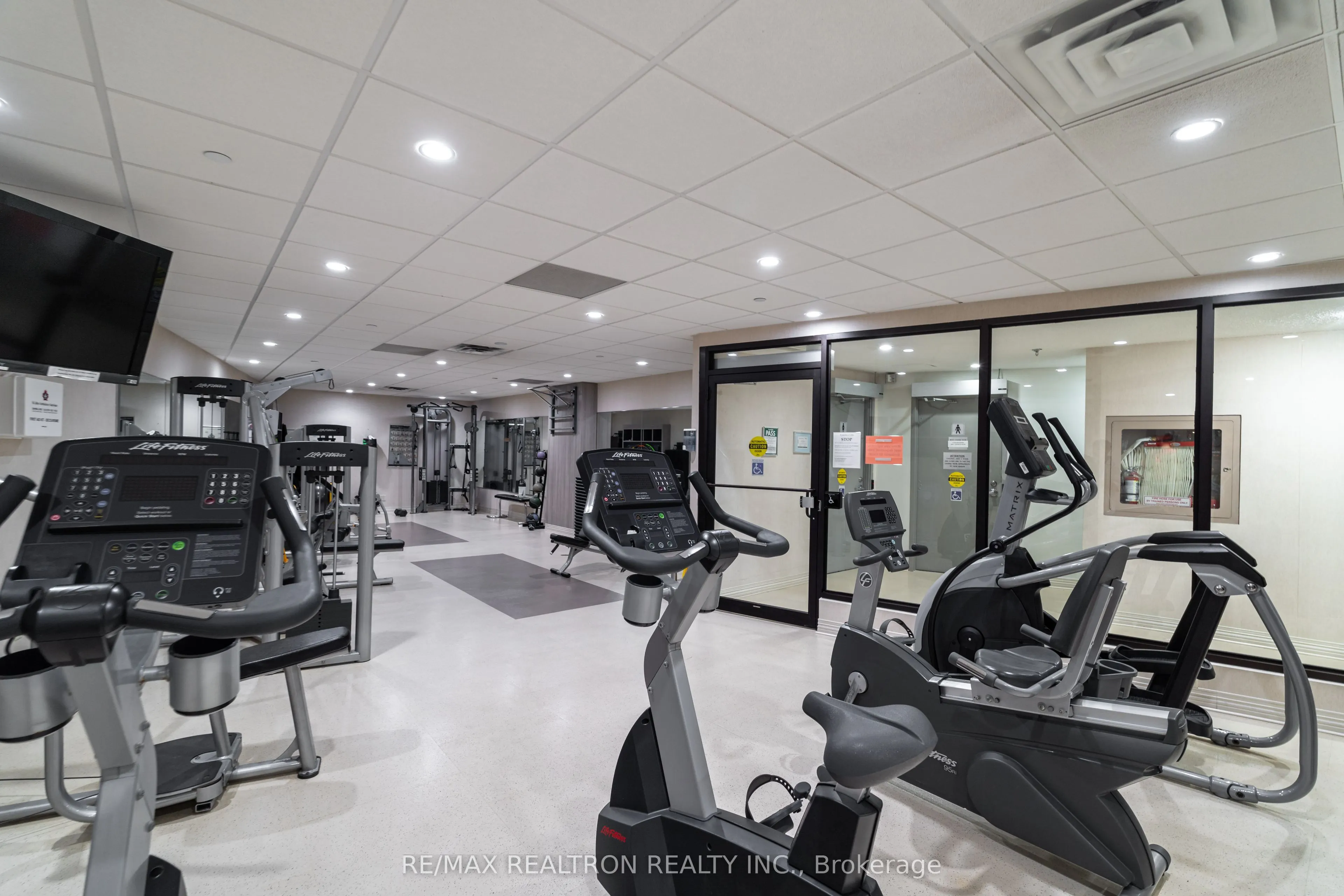 1555 Finch Avenue E, #3002