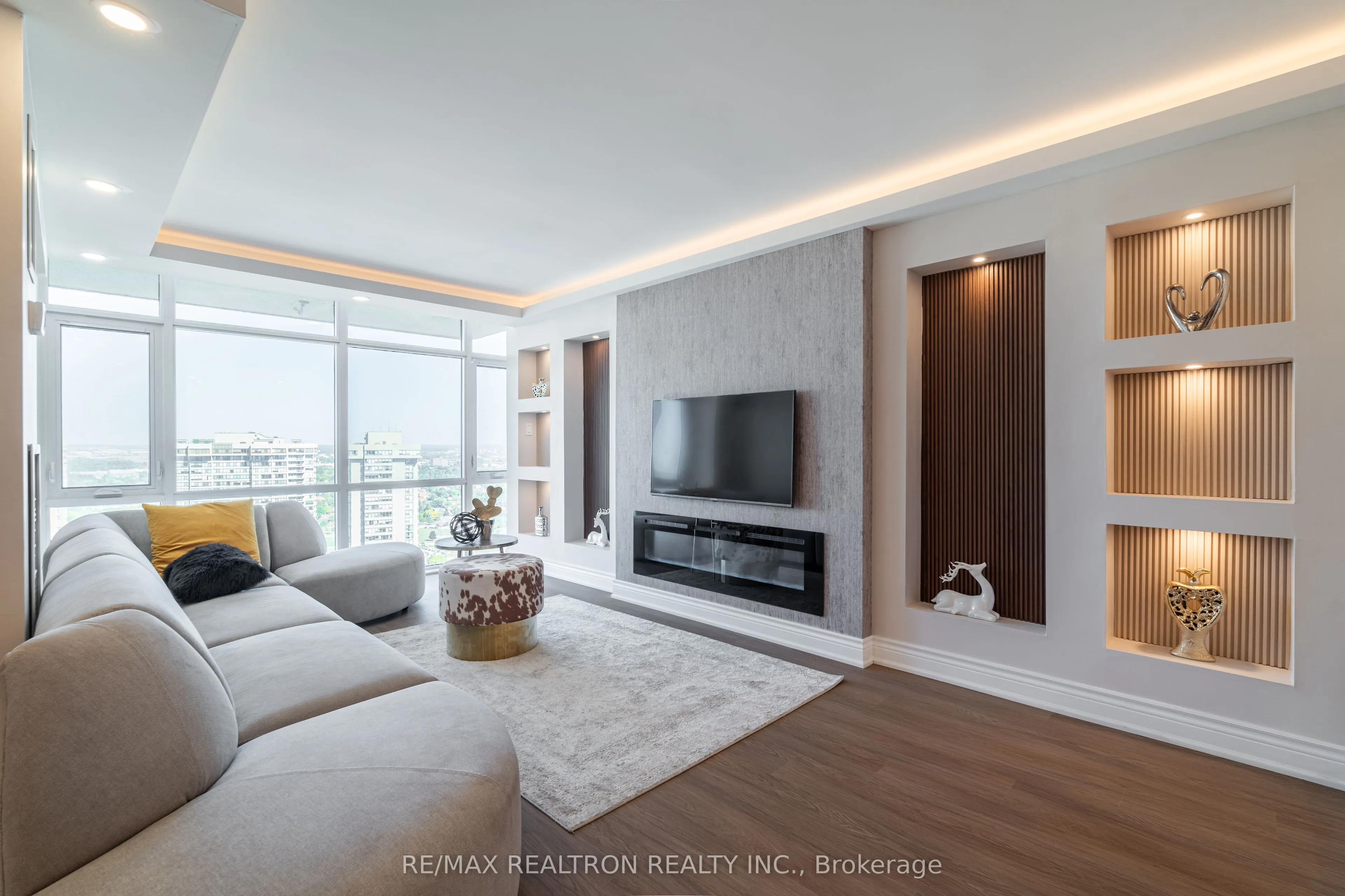 1555 Finch Avenue E, #3002