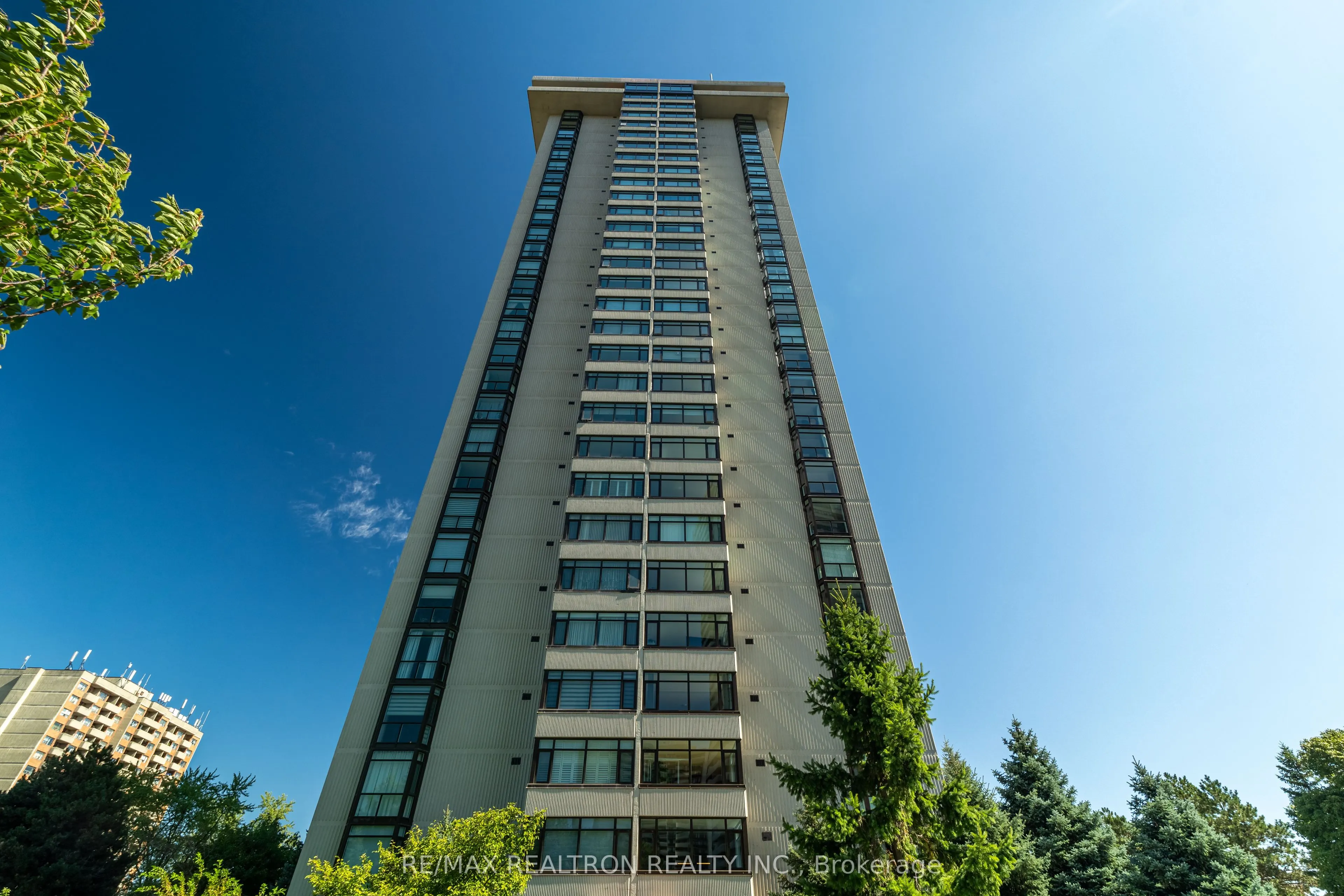 1555 Finch Avenue E, #3002