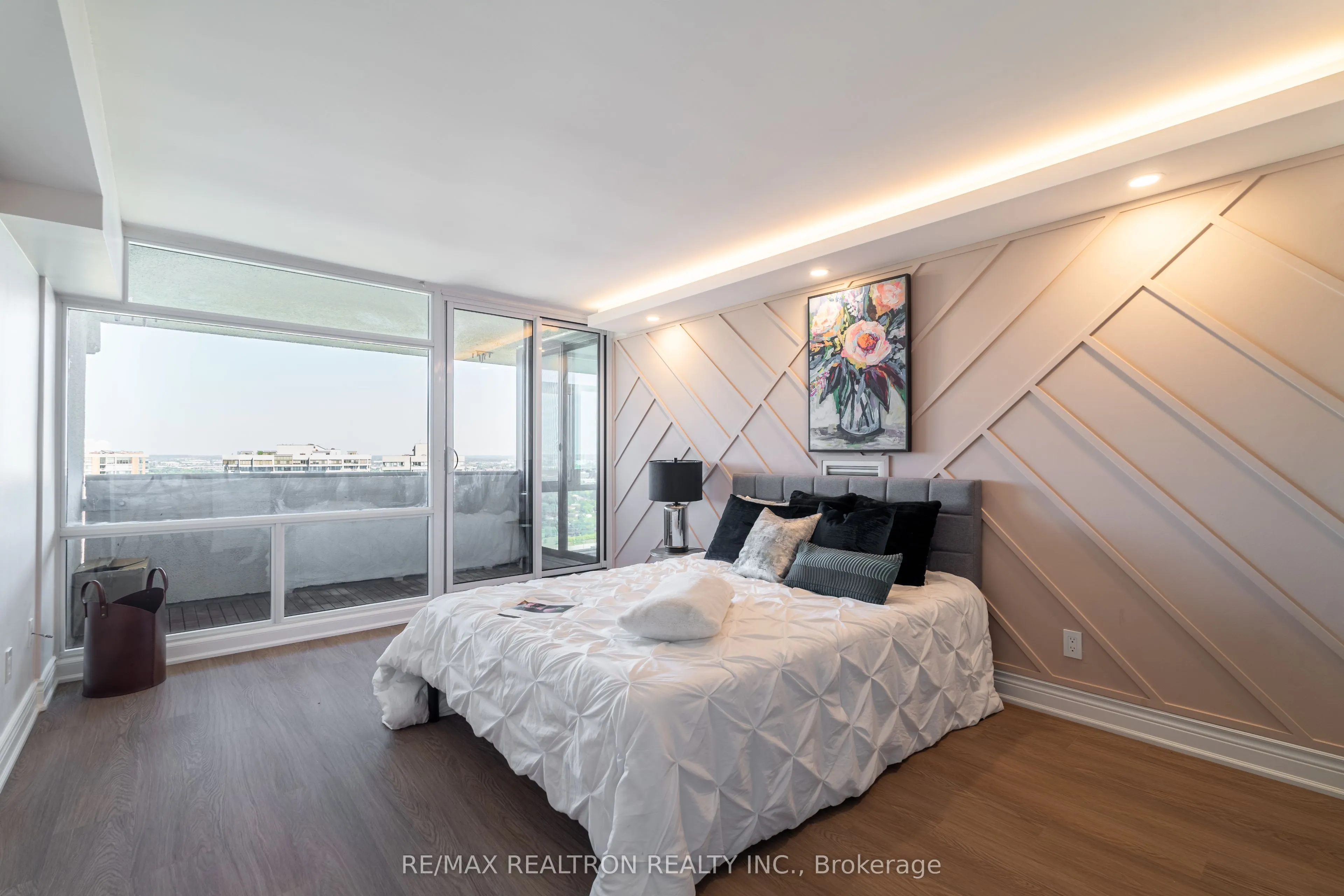 1555 Finch Avenue E, #3002