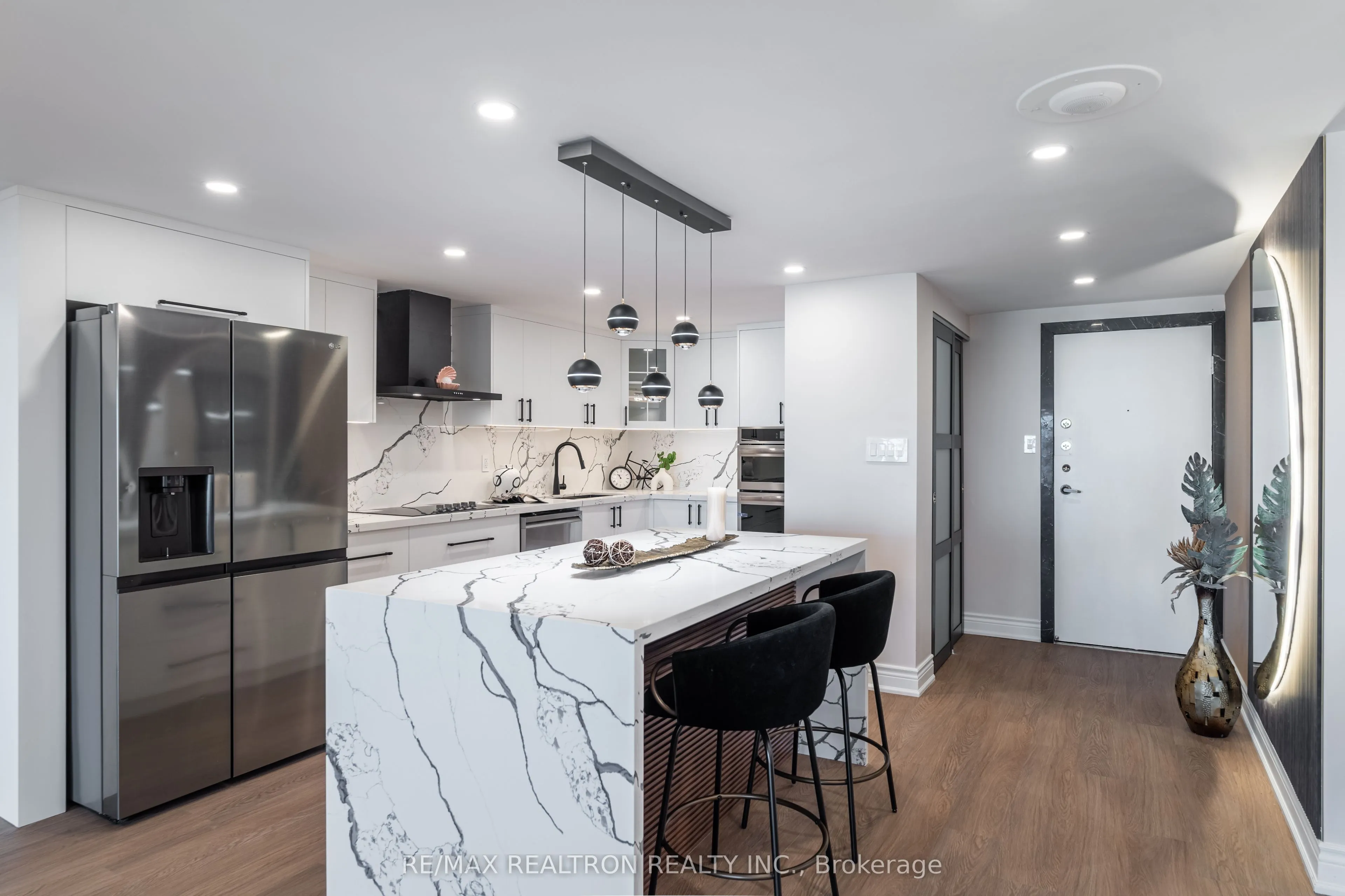 1555 Finch Avenue E, #3002