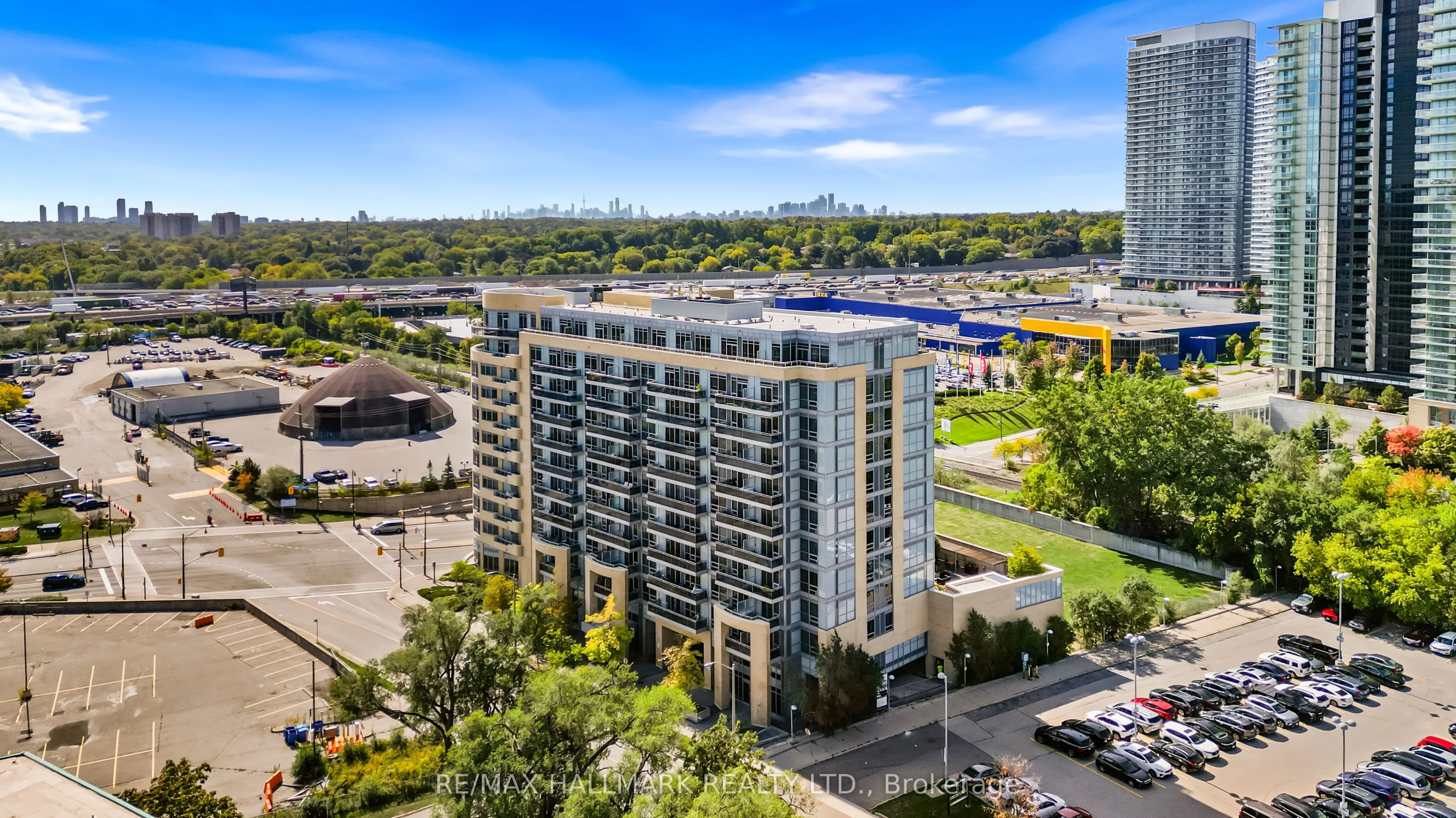 2756 Old Leslie Street, #602
