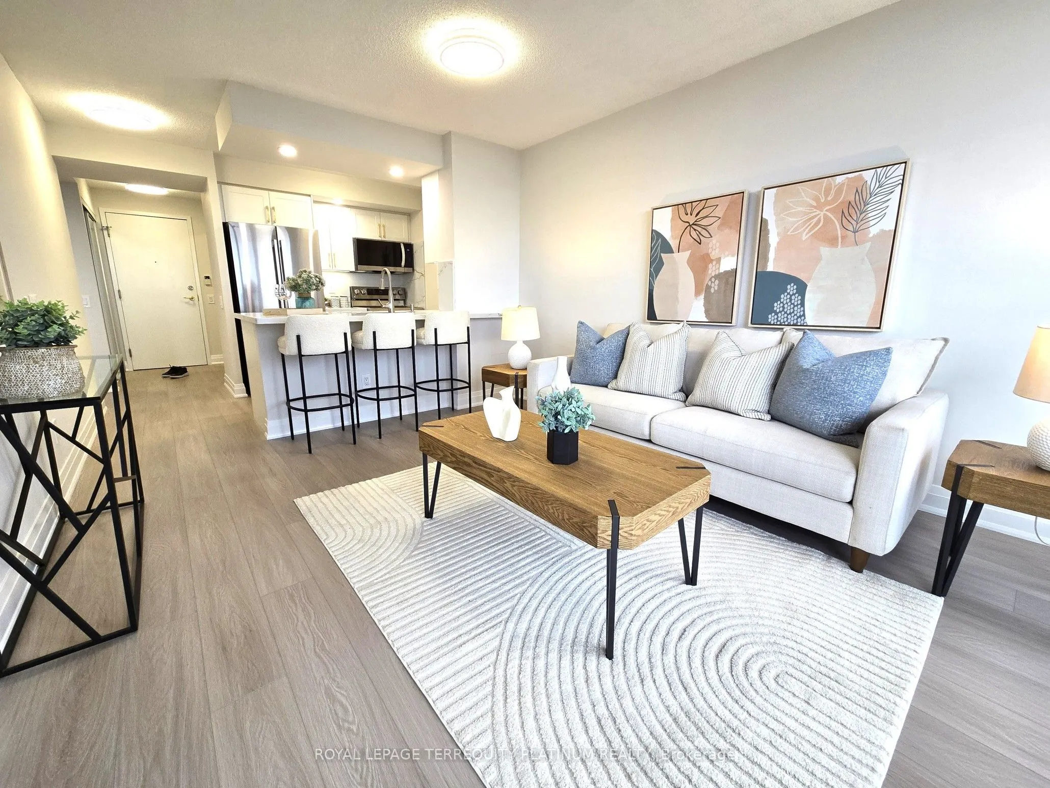 10 Northtown Way, #2013