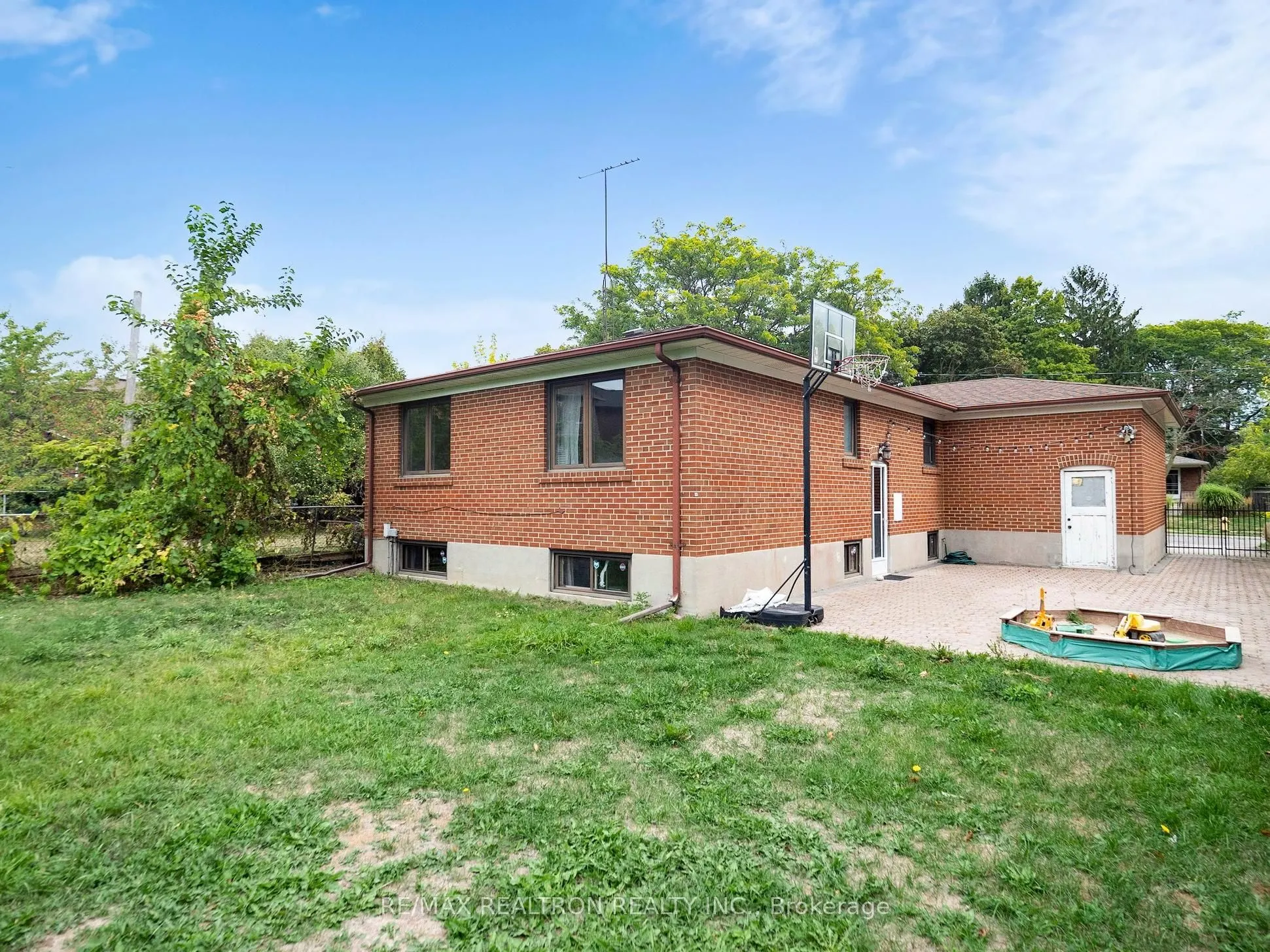 52 Wynn Road