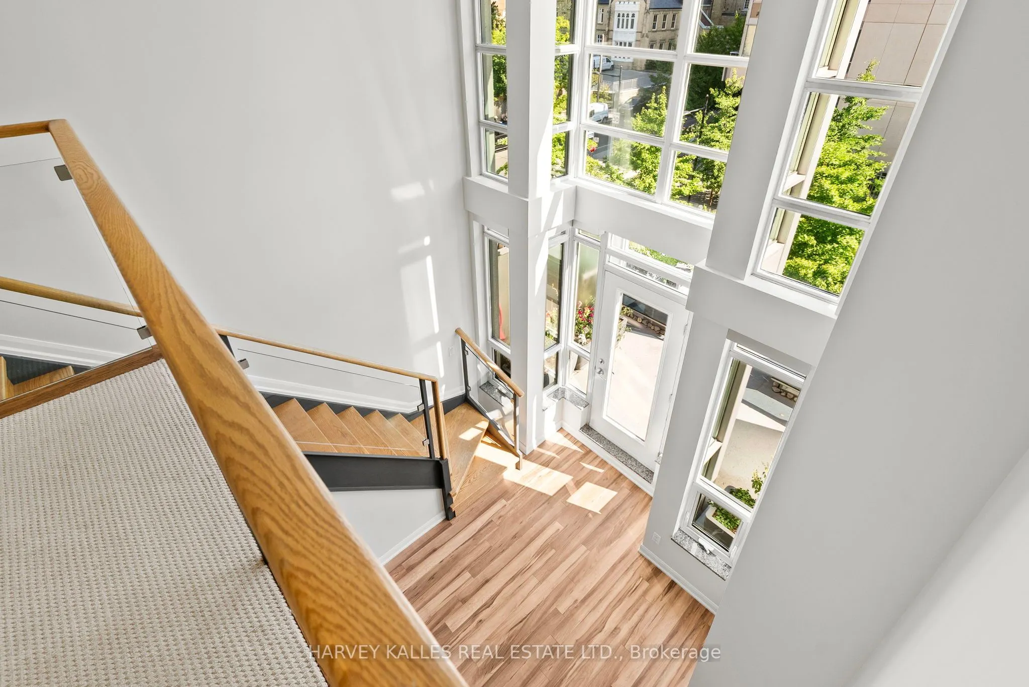 150 Homewood Avenue, #L204