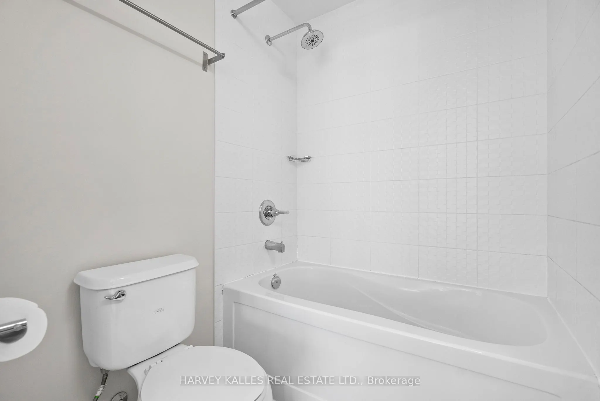 150 Homewood Avenue, #L204