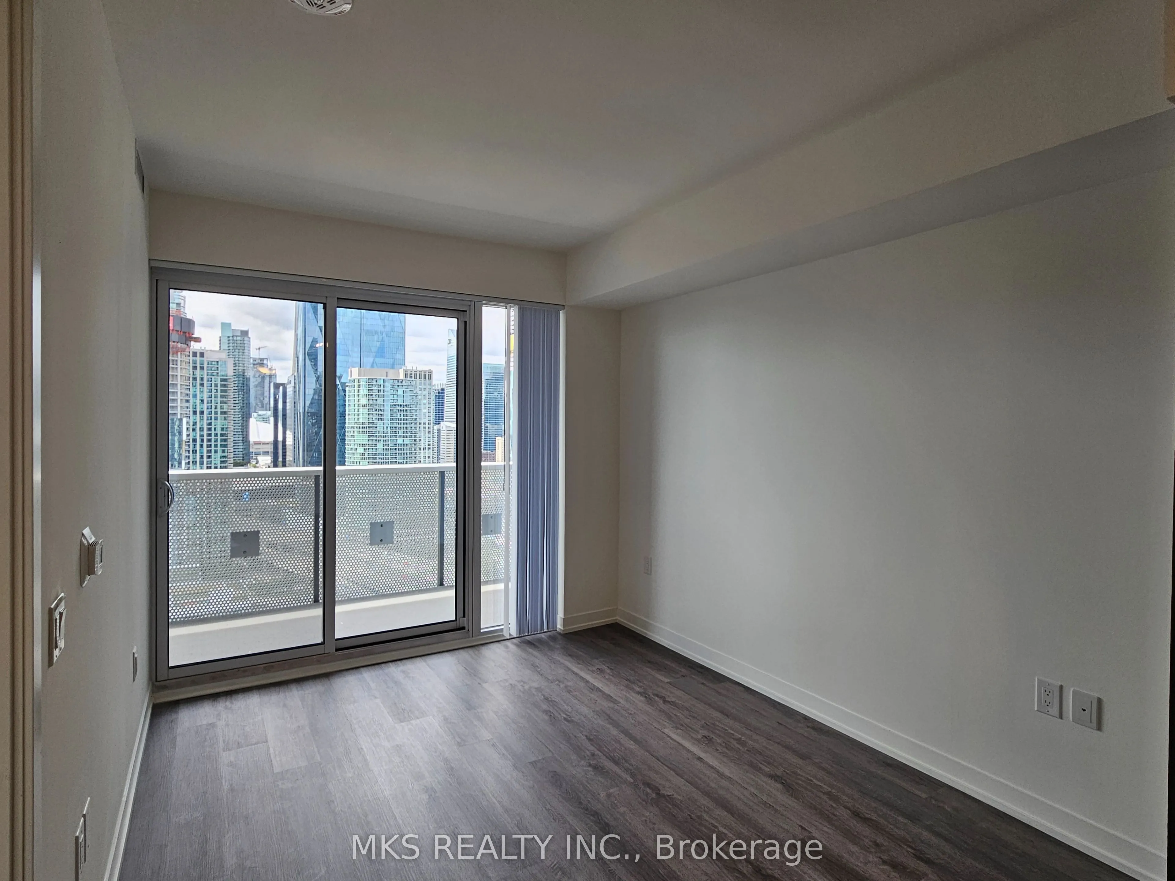 138 Downes Street, #3012