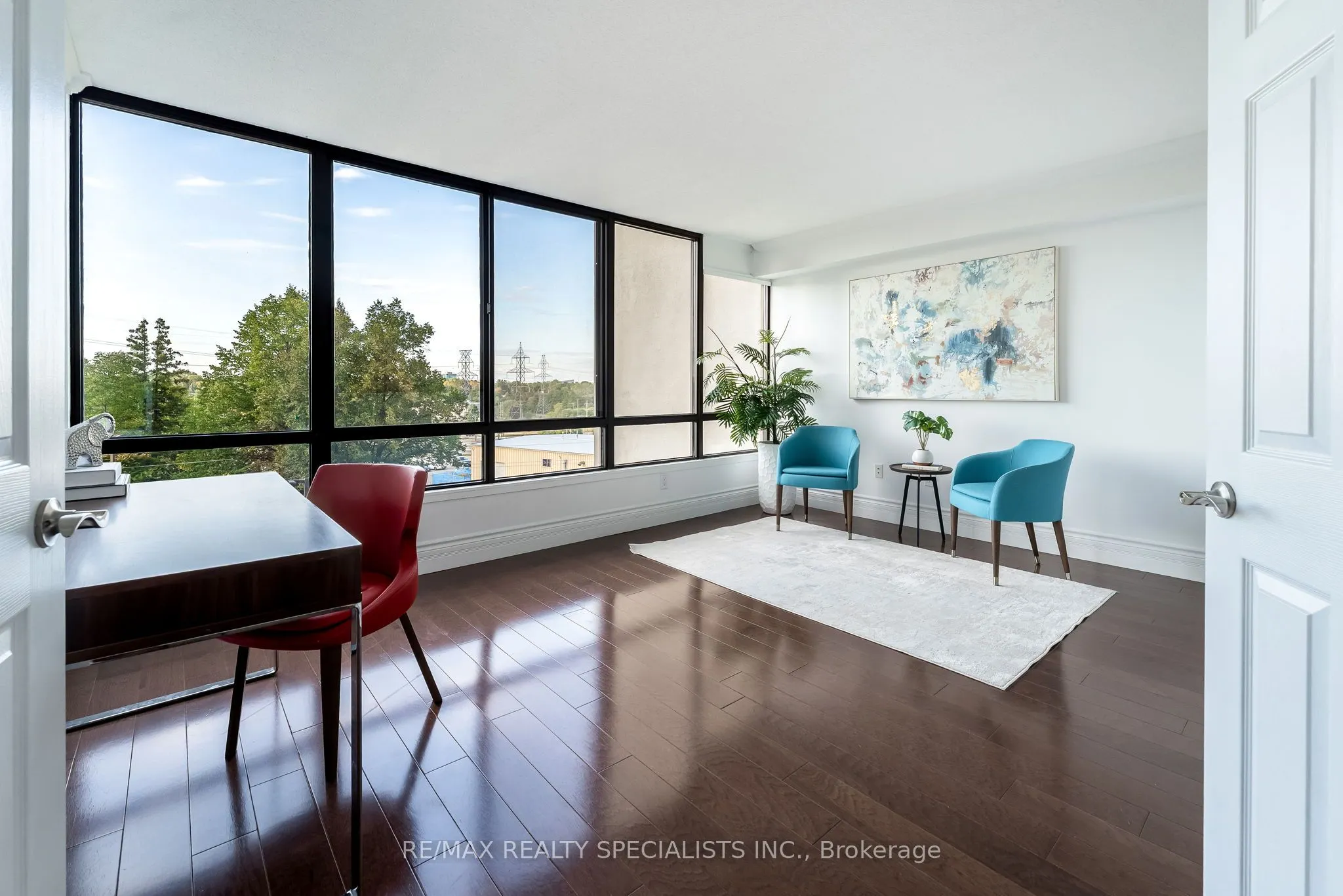 65 Skymark Drive, #201