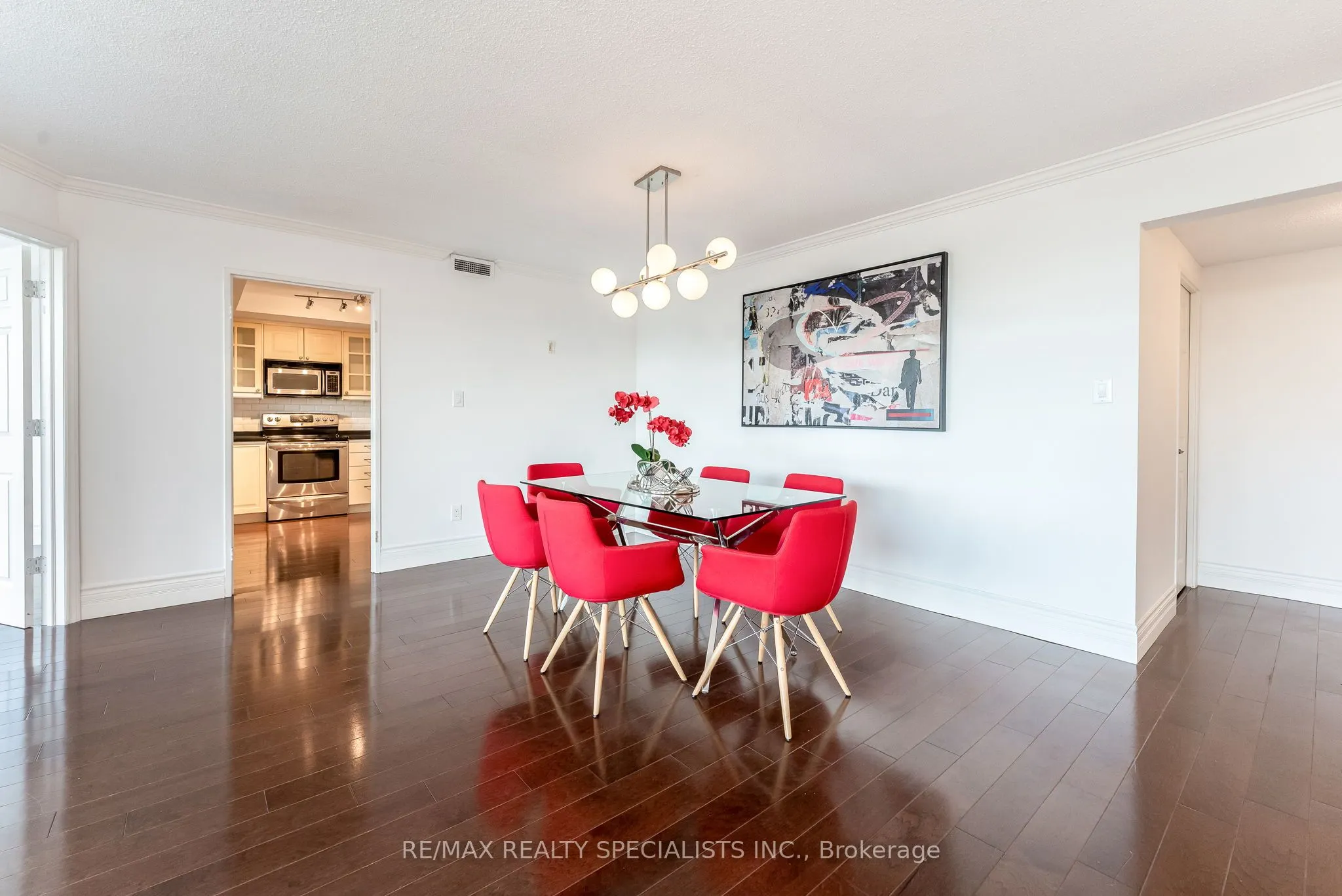 65 Skymark Drive, #201