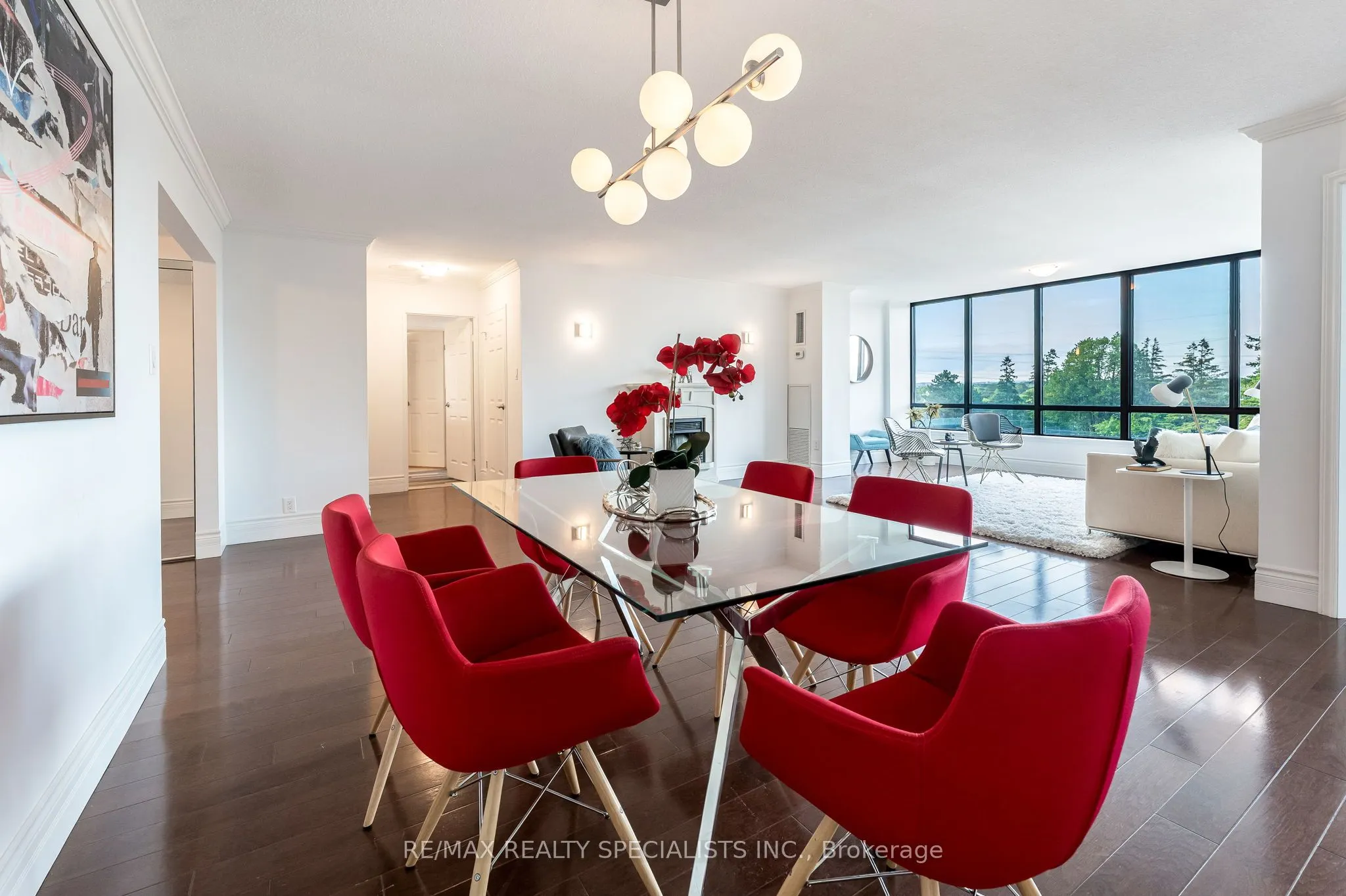 65 Skymark Drive, #201