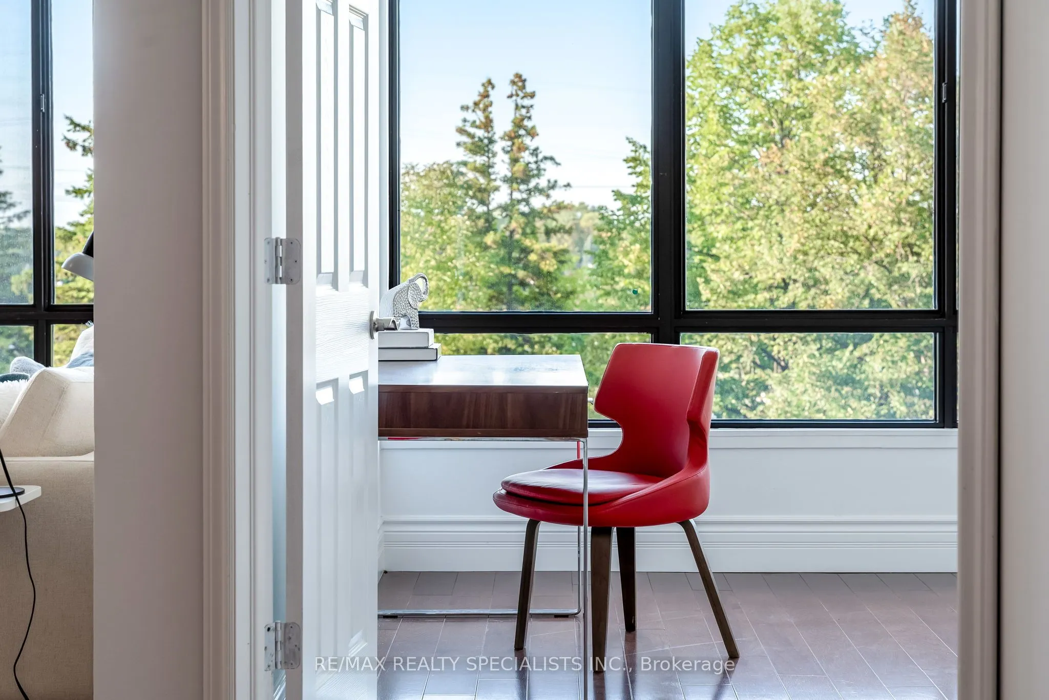 65 Skymark Drive, #201