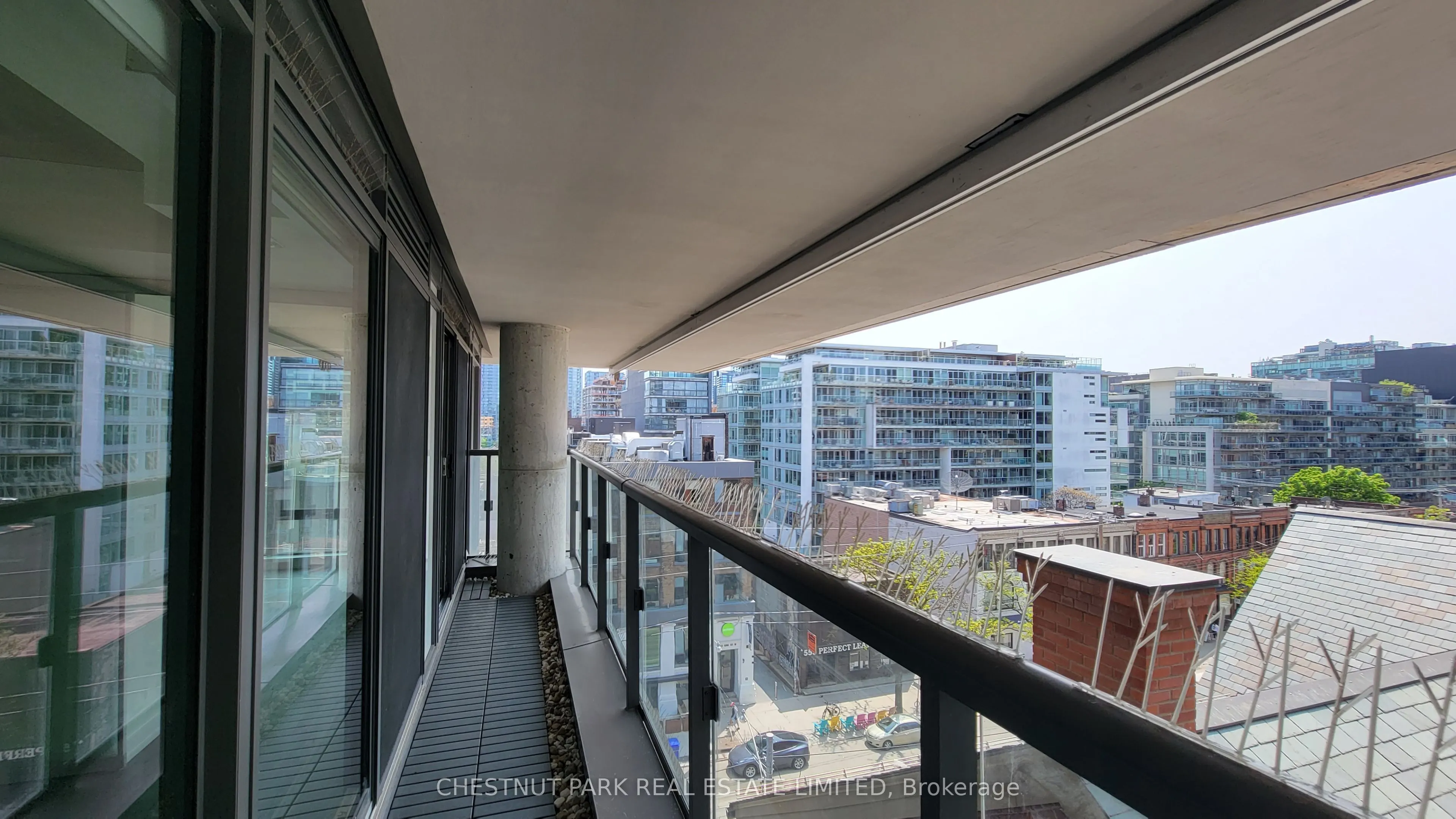560 King Street W, #612