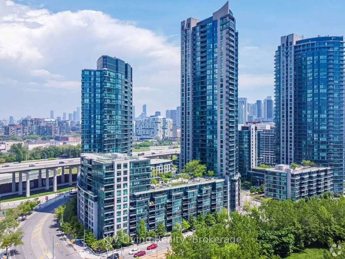 219 Fort York Boulevard, #2512