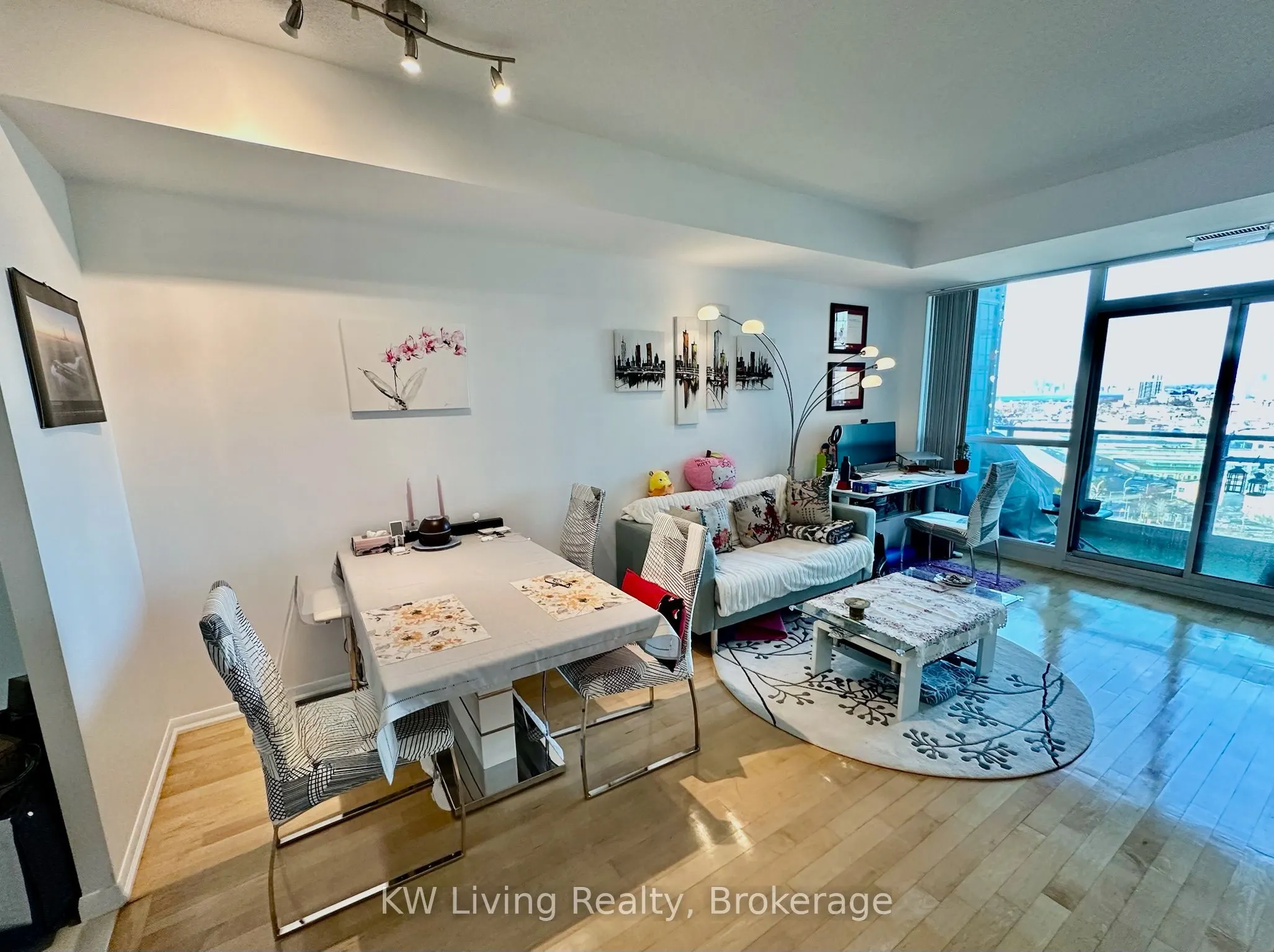 219 Fort York Boulevard, #2512