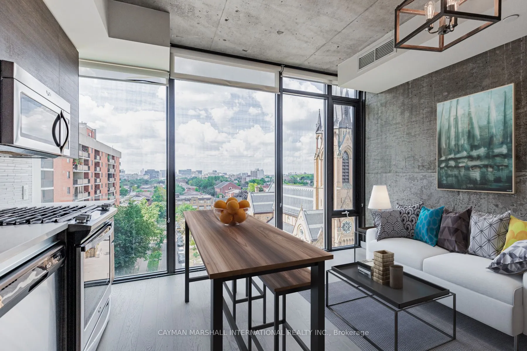 111 Bathurst Street, #708