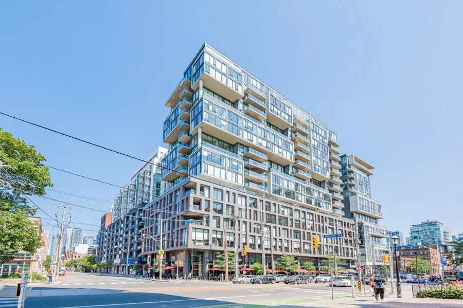 111 Bathurst Street, #708