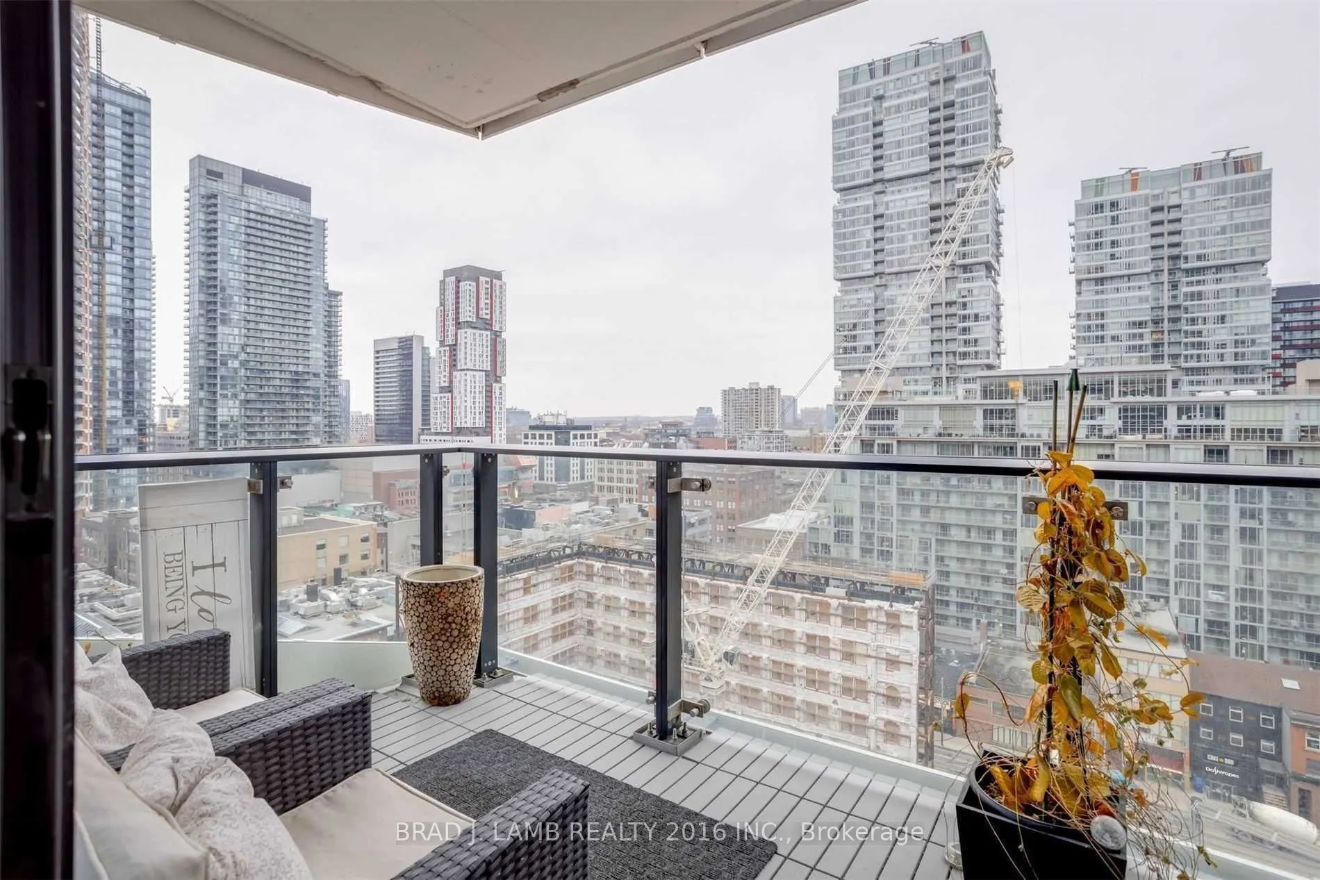 224 King Street W, #1301