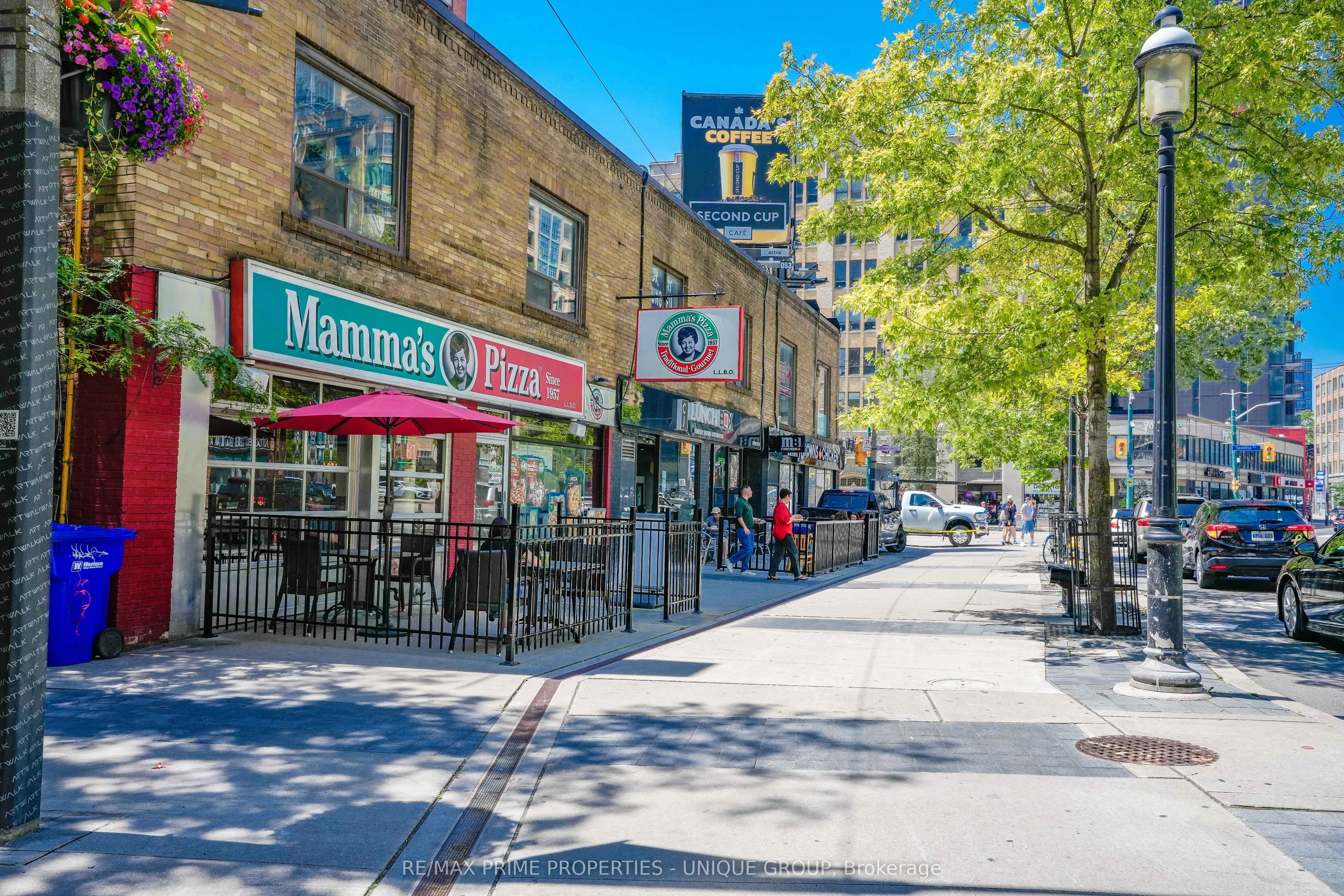 388 Richmond Street W, #923