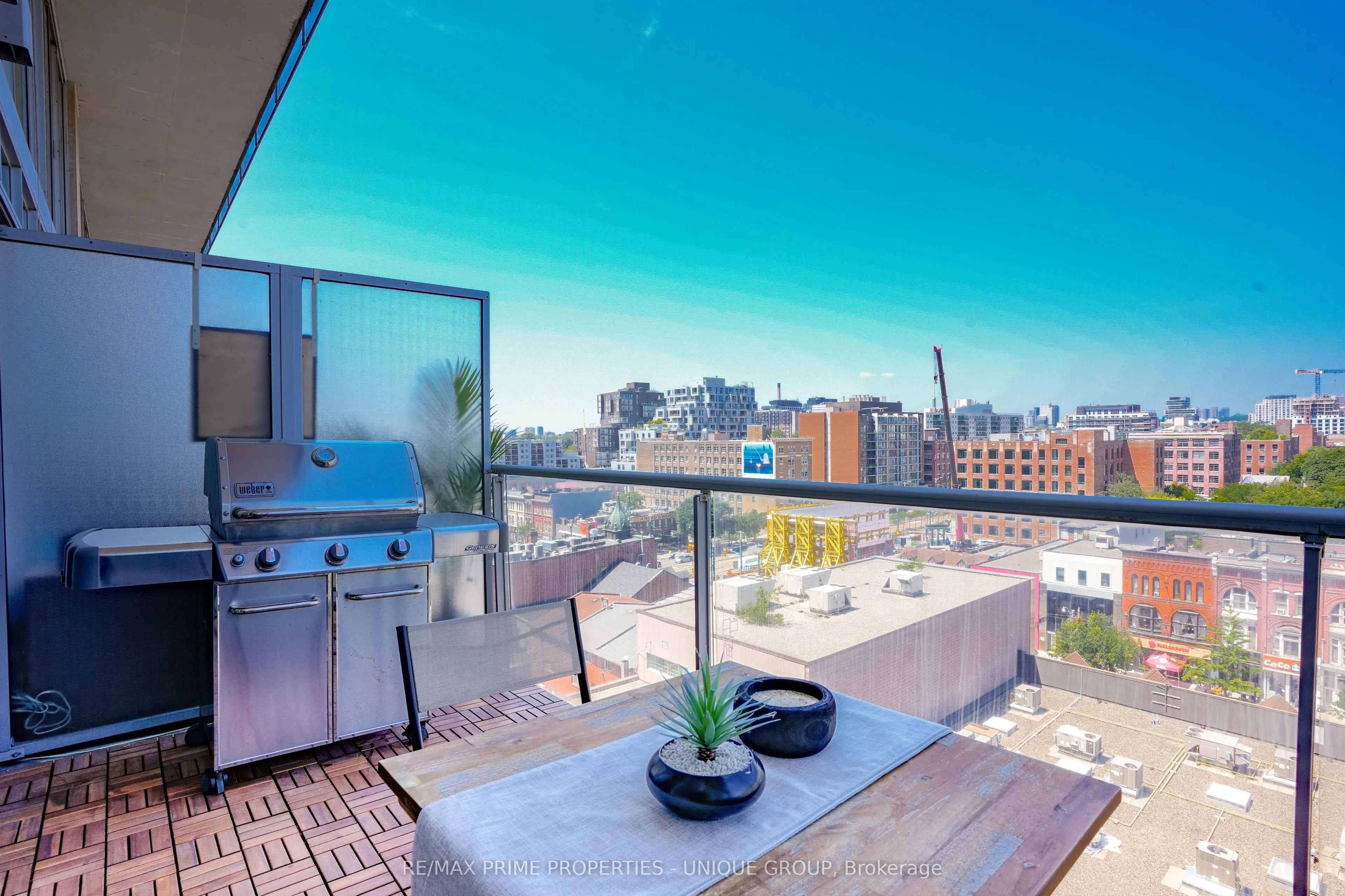 388 Richmond Street W, #923